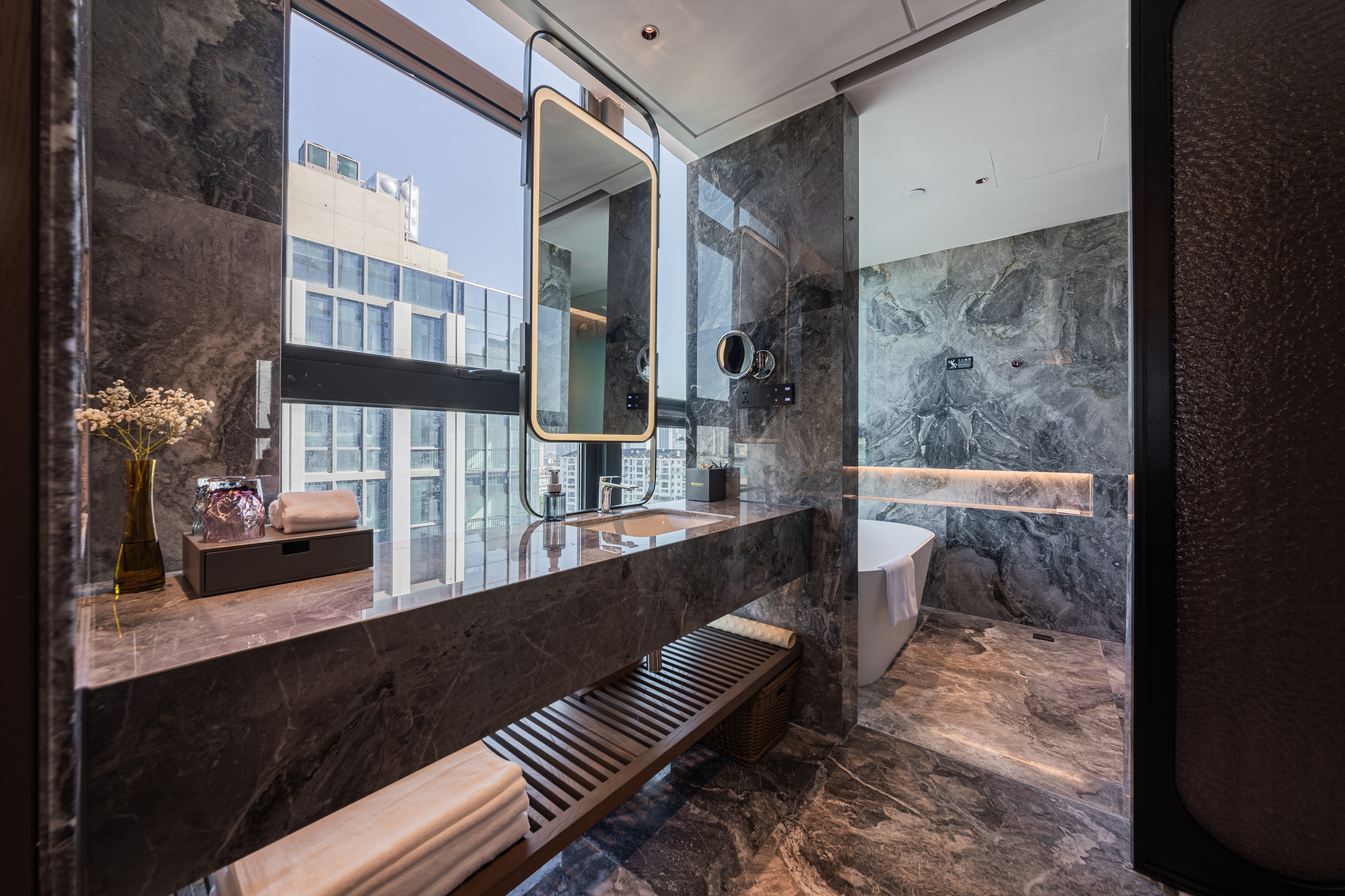 Guest room bath at the Wyndham Fuzhou Gulou in Fuzhou, Other than US/Canada