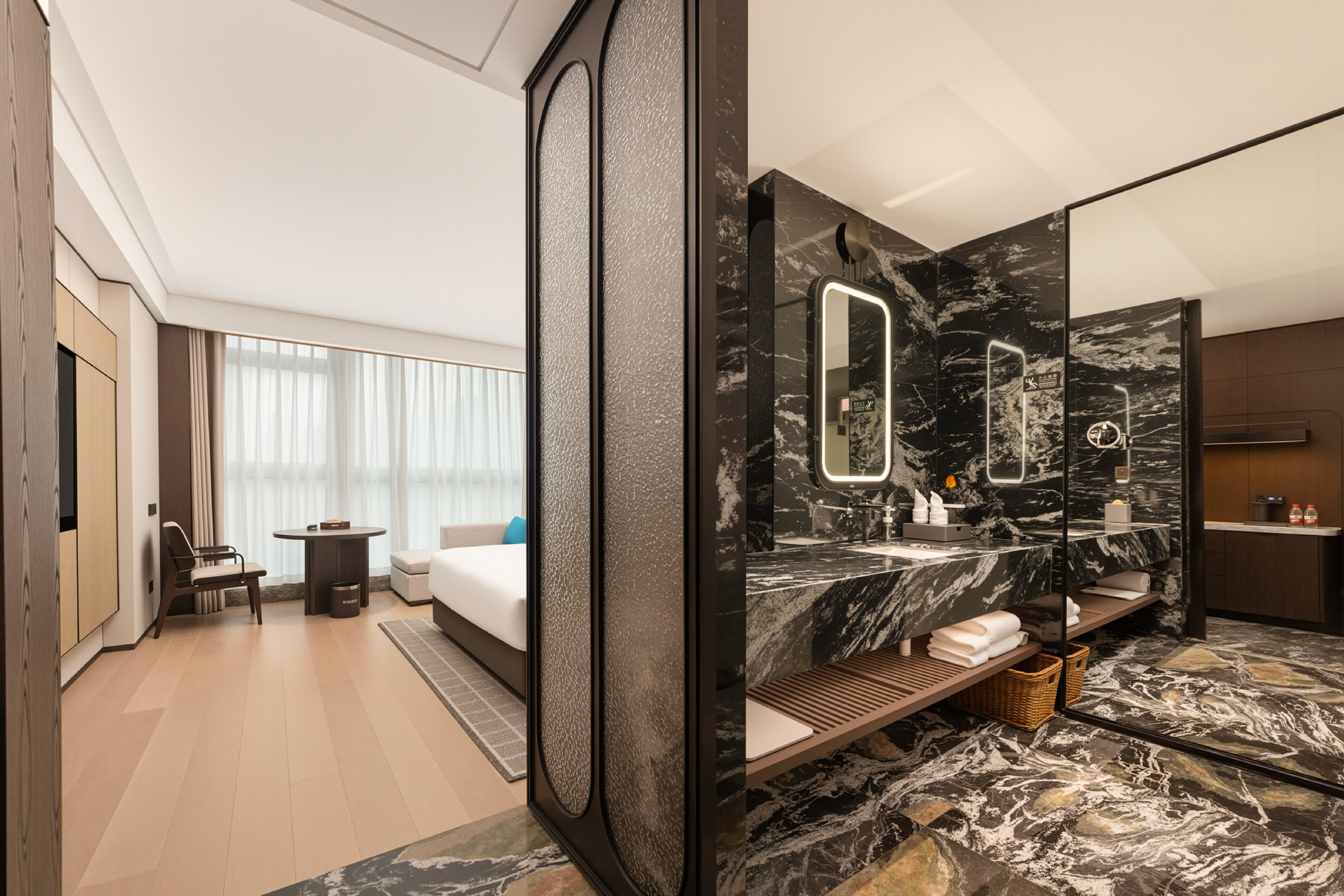 Guest room at the Wyndham Fuzhou Gulou in Fuzhou, Other than US/Canada