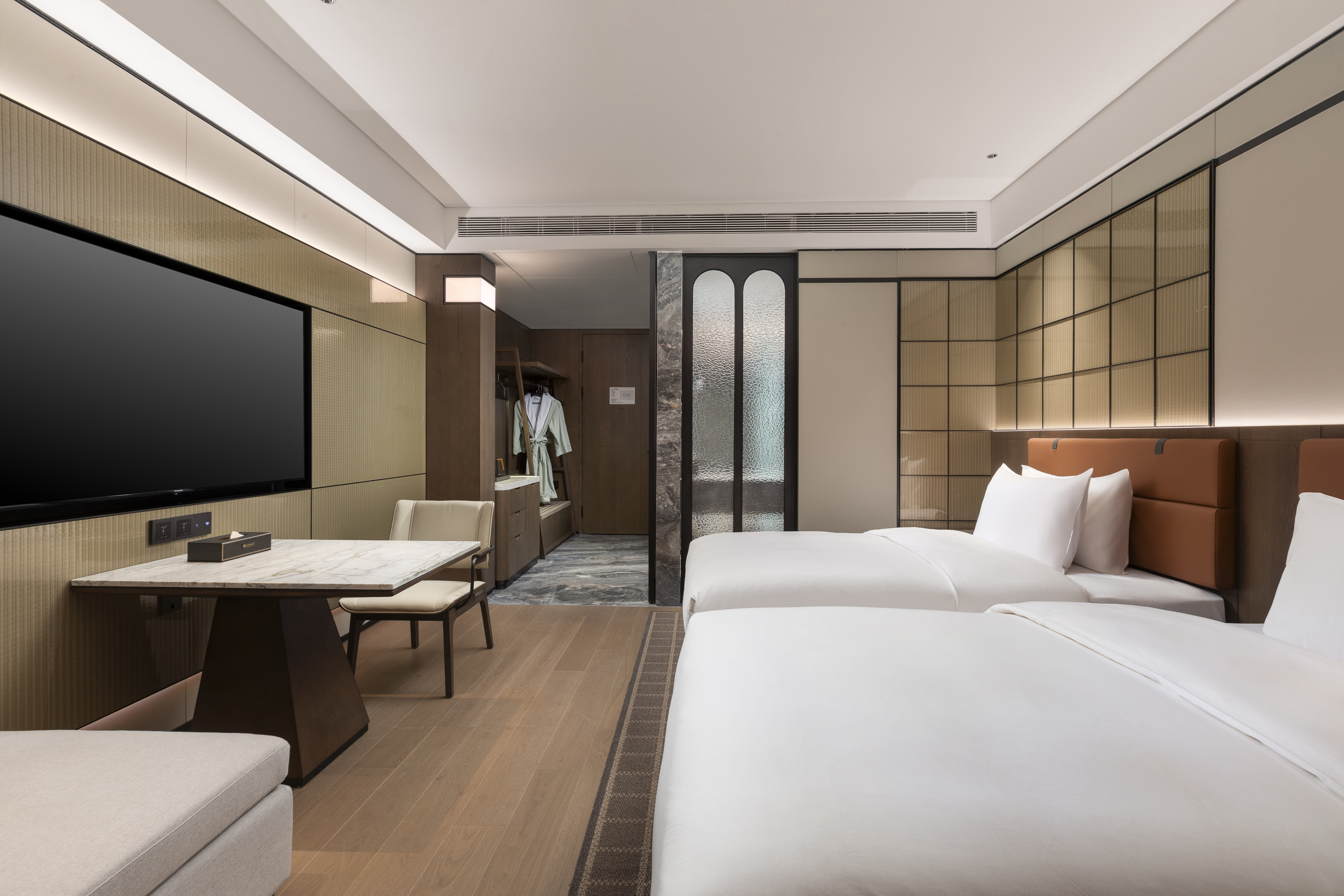 Guest room at the Wyndham Fuzhou Gulou in Fuzhou, Other than US/Canada