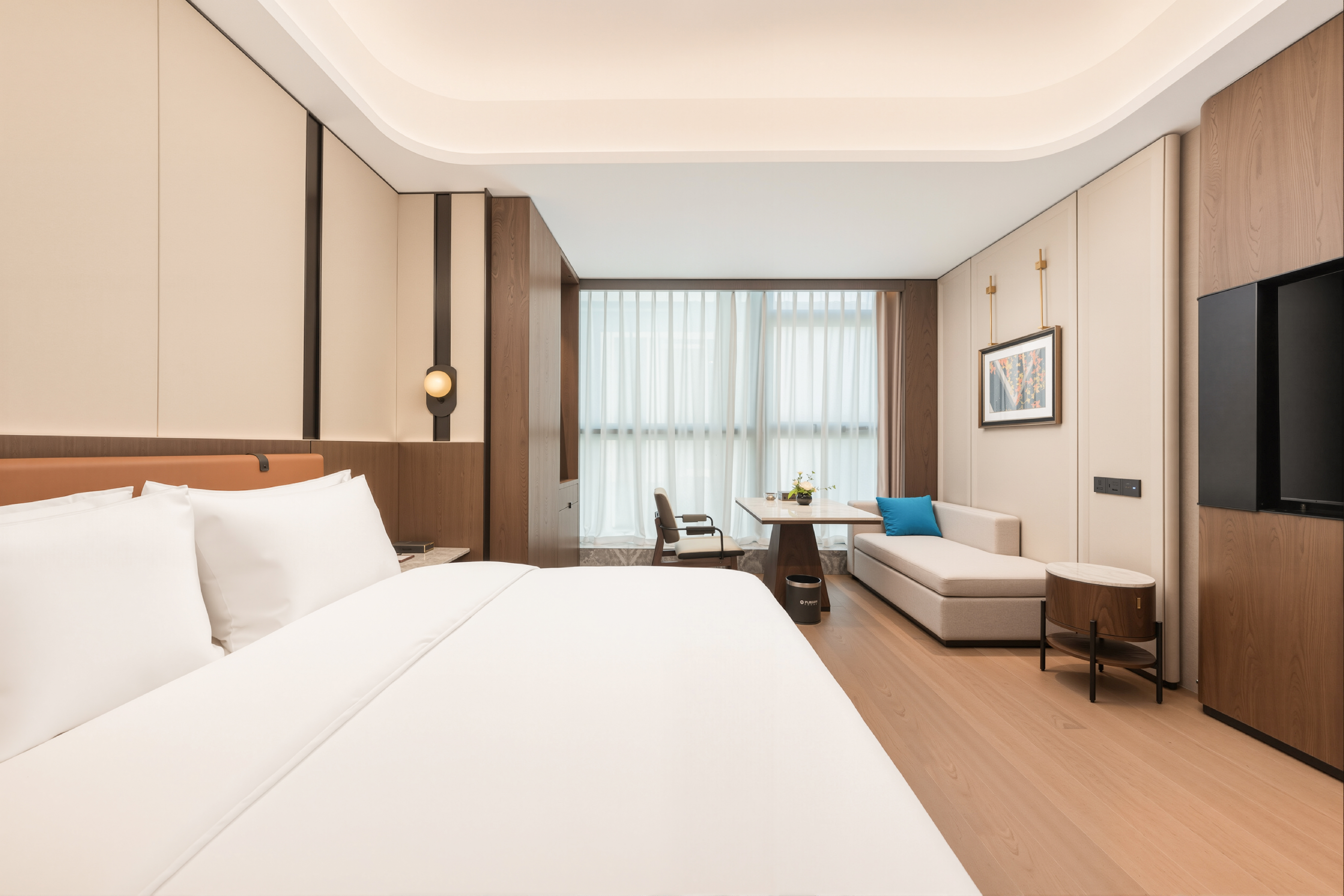 Guest room at the Wyndham Fuzhou Gulou in Fuzhou, Other than US/Canada