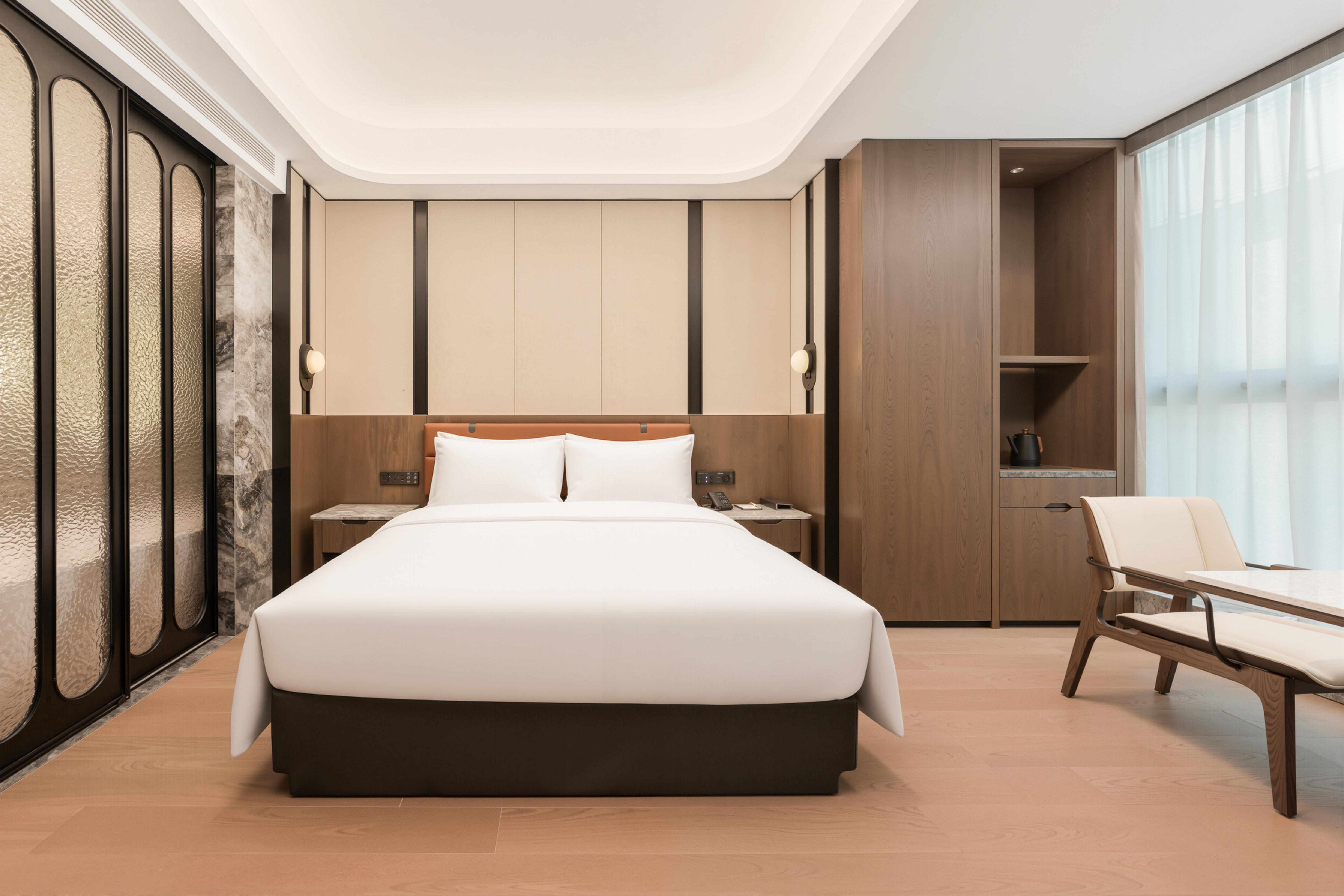 Guest room at the Wyndham Fuzhou Gulou in Fuzhou, Other than US/Canada