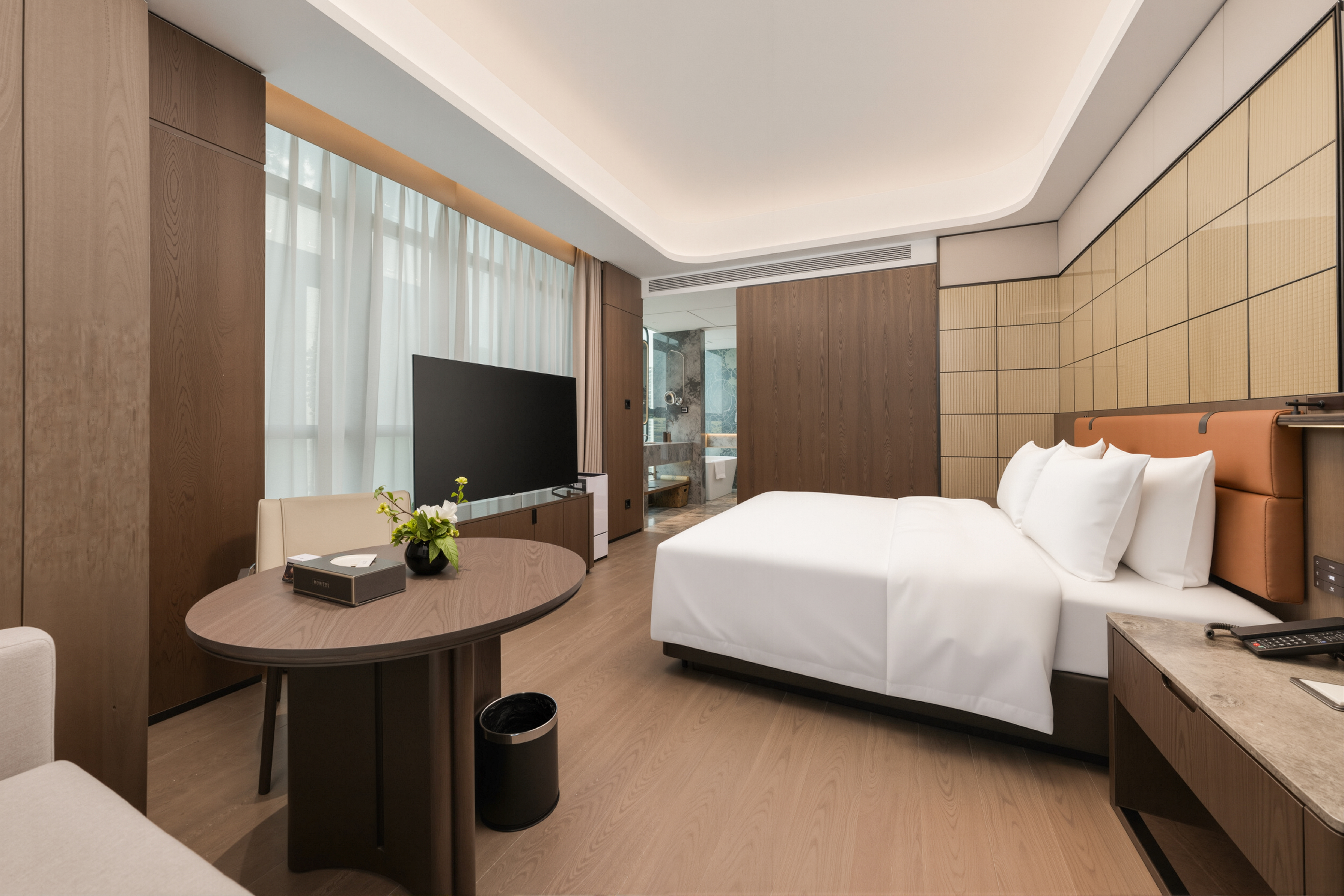 Guest room at the Wyndham Fuzhou Gulou in Fuzhou, Other than US/Canada