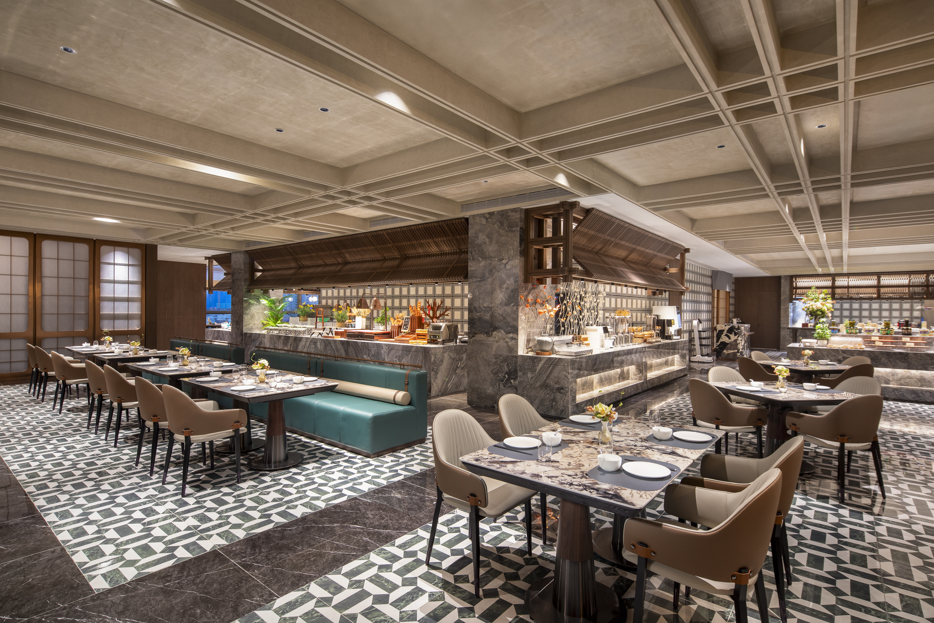 Wyndham Fuzhou Gulou restaurant main dining in Fuzhou, Other than US/Canada