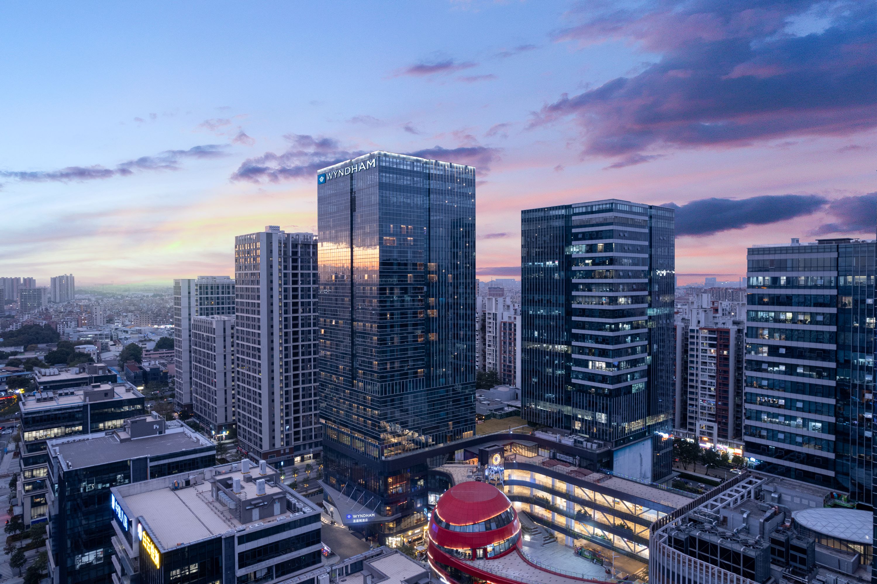 Exterior of Wyndham Guangzhou Baiyun Mountain hotel in Guangzhou, Other than US/Canada