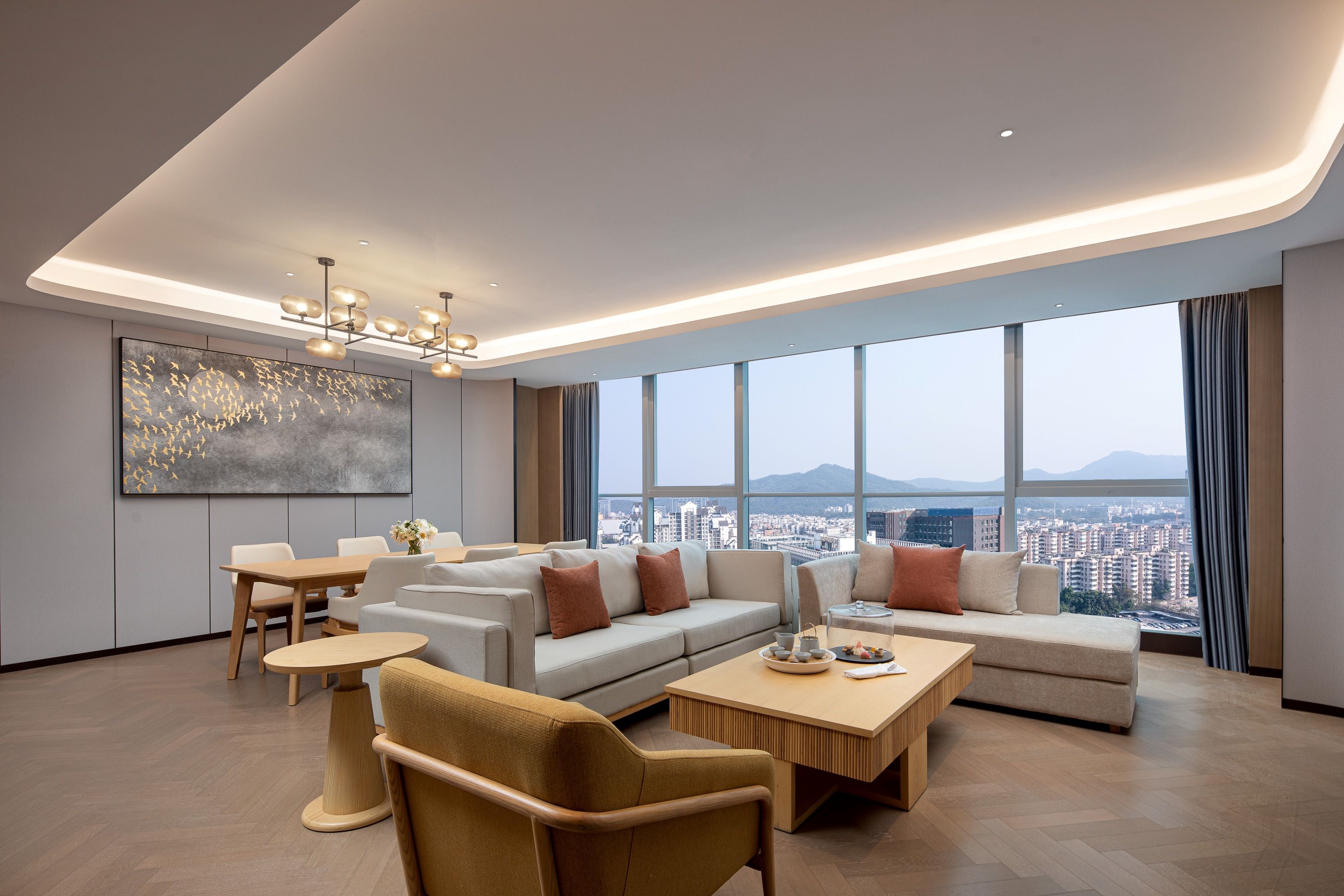 Guest room at the Wyndham Guangzhou Baiyun Mountain in Guangzhou, Other than US/Canada