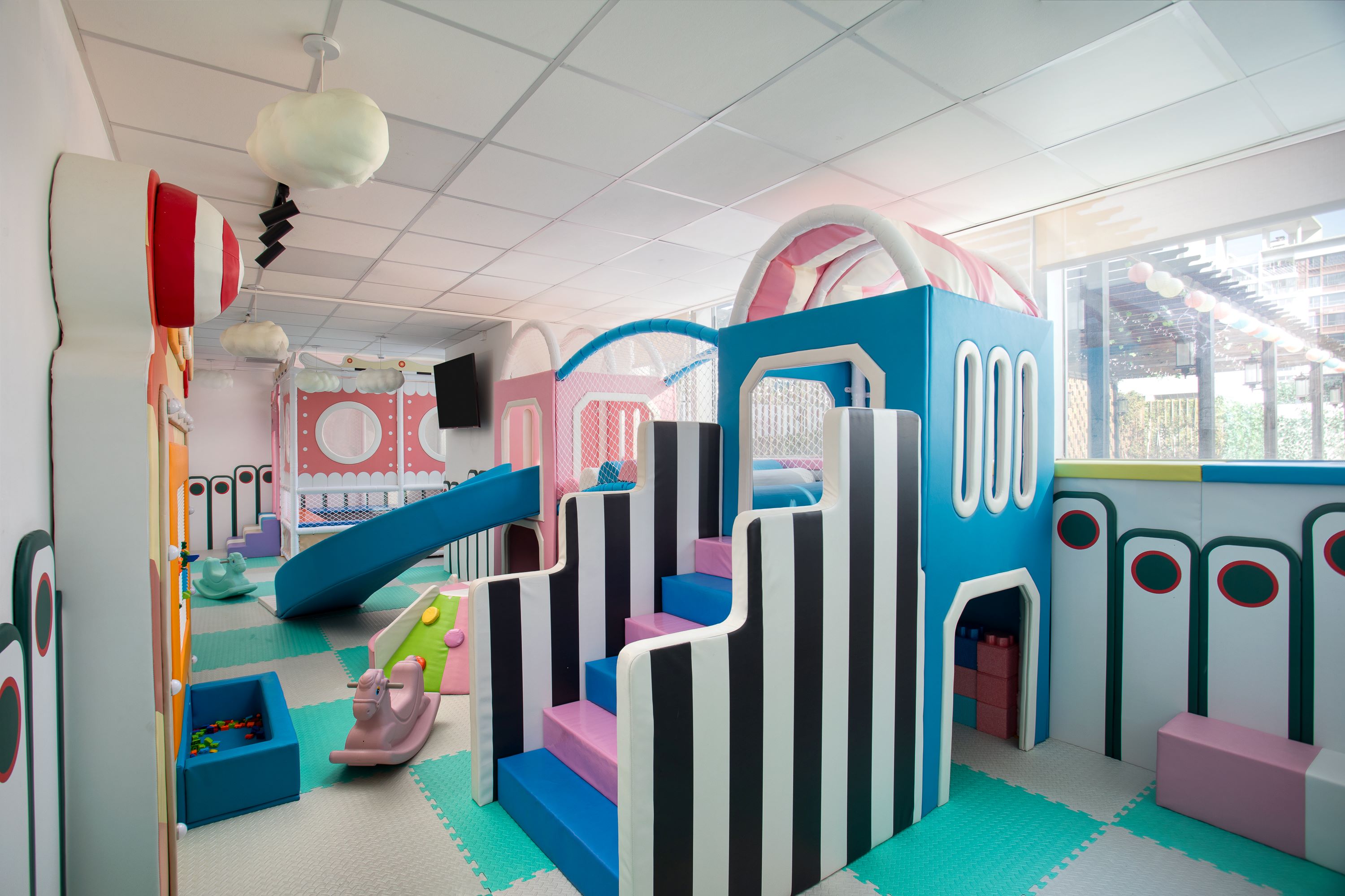 Property amenity at Wyndham Guangzhou Baiyun Mountain in Guangzhou, Other than US/Canada