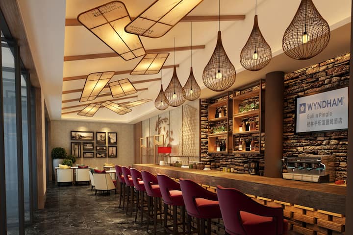 Bar at Wyndham Guilin Pingle in Guilin, Other than US/Canada