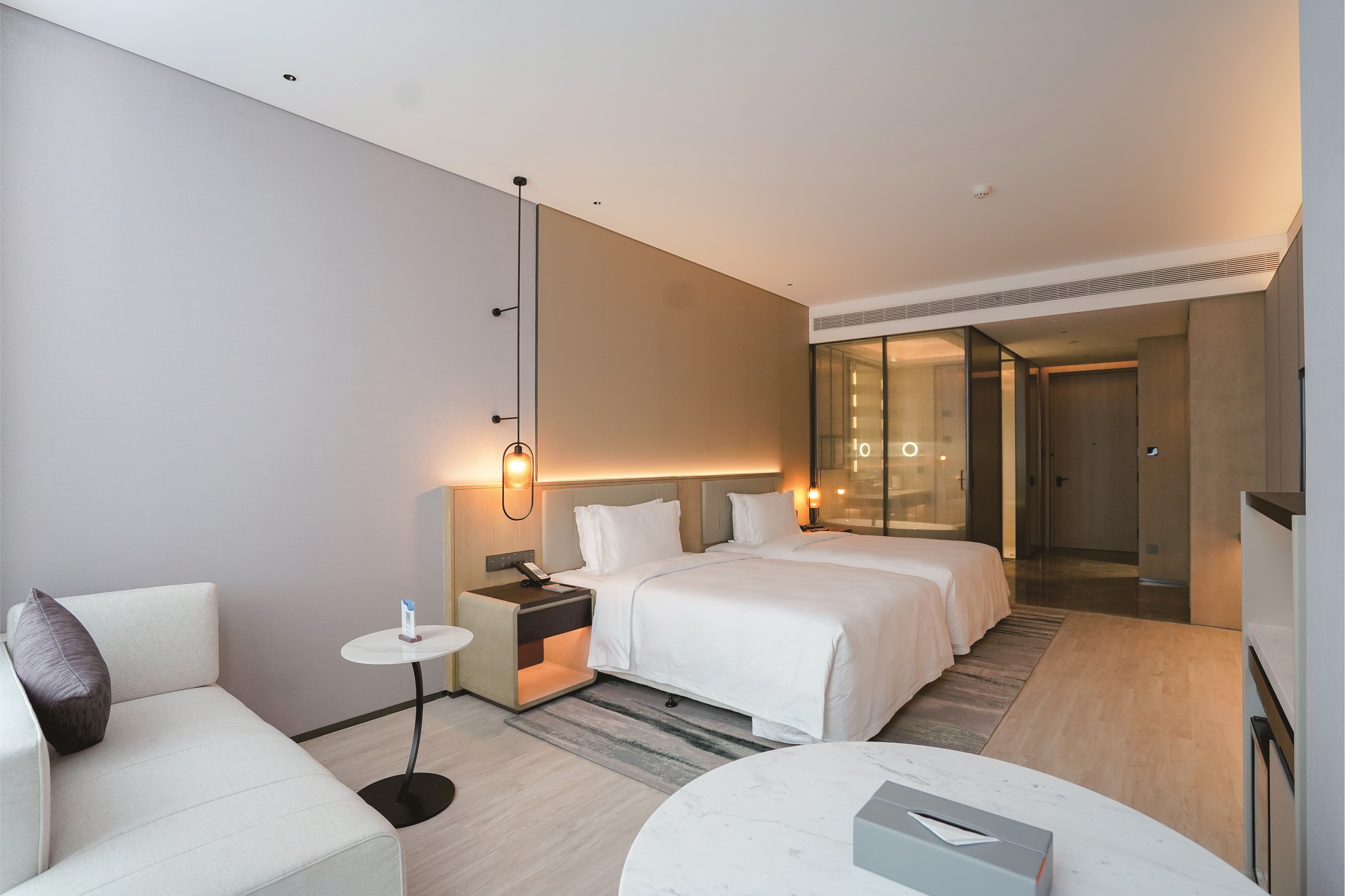 Guest room at the Wyndham Handan Congtai in Handan, Other than US/Canada