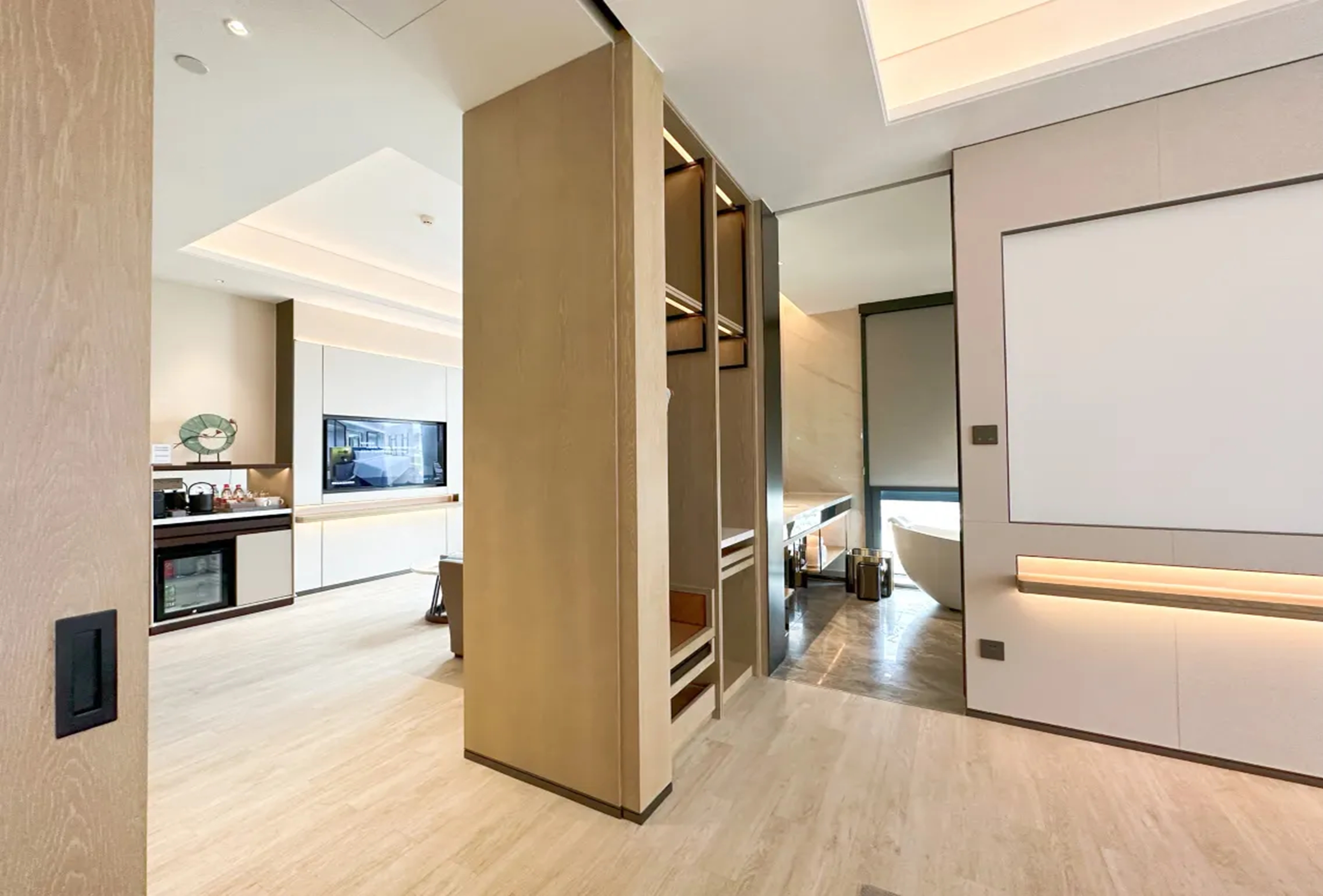 Wyndham Handan Congtai suite in Handan, Other than US/Canada
