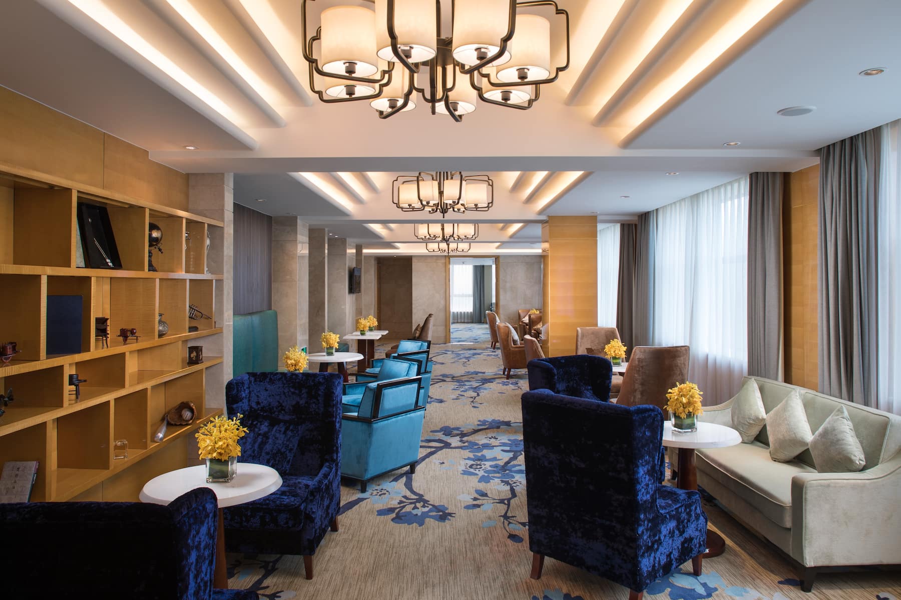 Bar feature at Wyndham HangZhou East in Hangzhou, Other than US/Canada