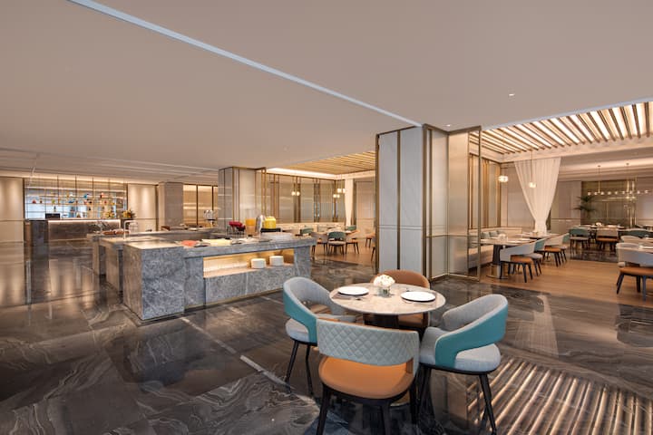 Wyndham Hangzhou Linping restaurant in Hangzhou, Other than US/Canada