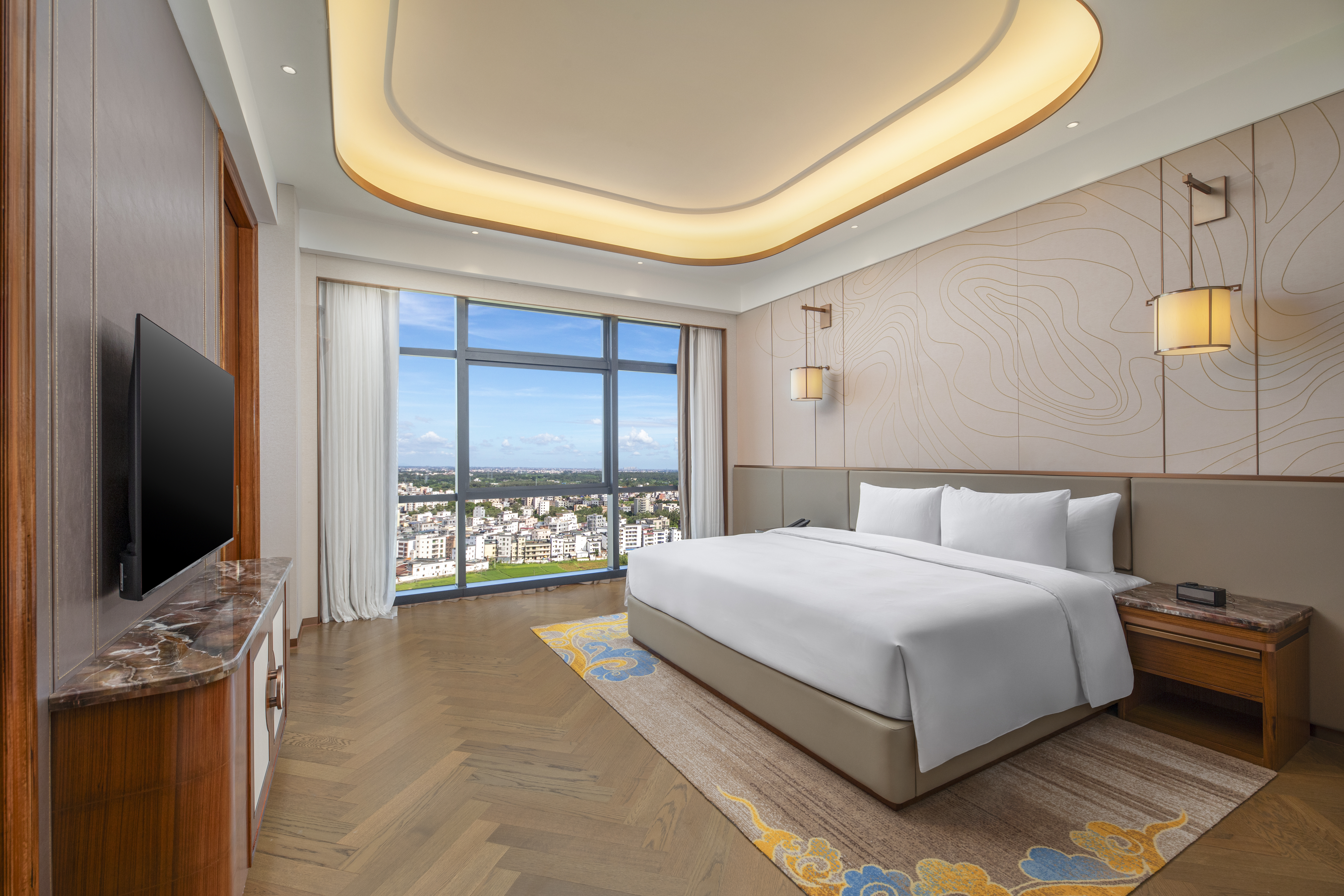 Guest room at the Wyndham Huazhou South in Huazhou, Other than US/Canada