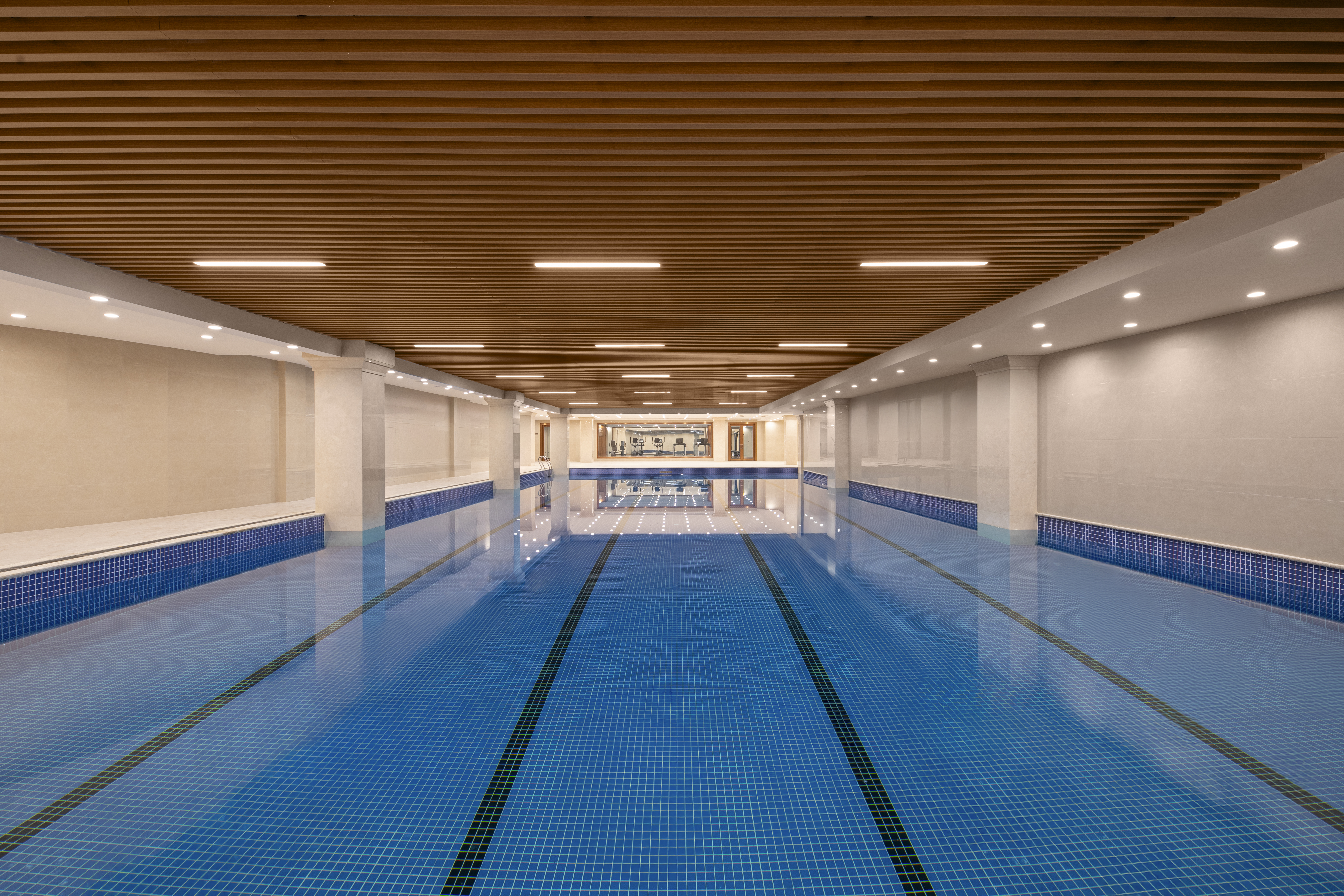 Indoor pool at the Wyndham Huazhou South in Huazhou, Other than US/Canada