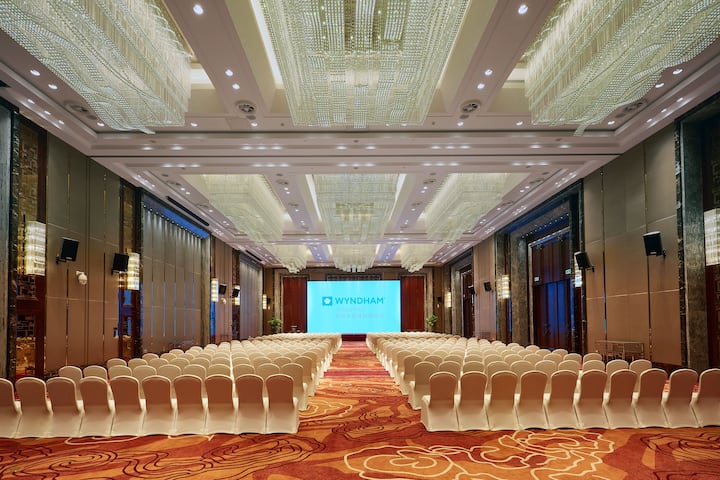 Wyndham Jingzhou grand ballroom in Jingzhou, Other than US/Canada