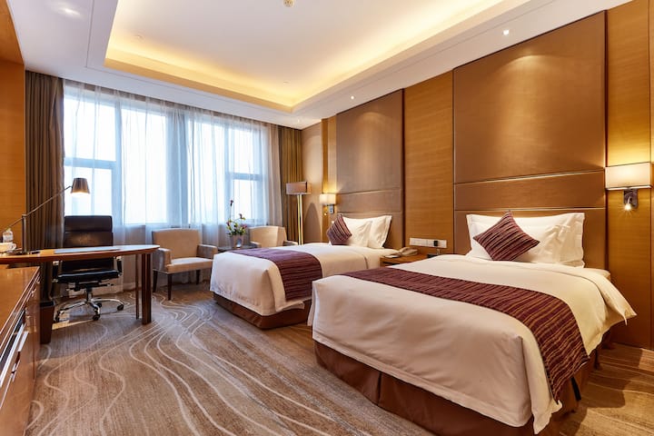 Guest room at the Wyndham Jingzhou in Jingzhou, Other than US/Canada