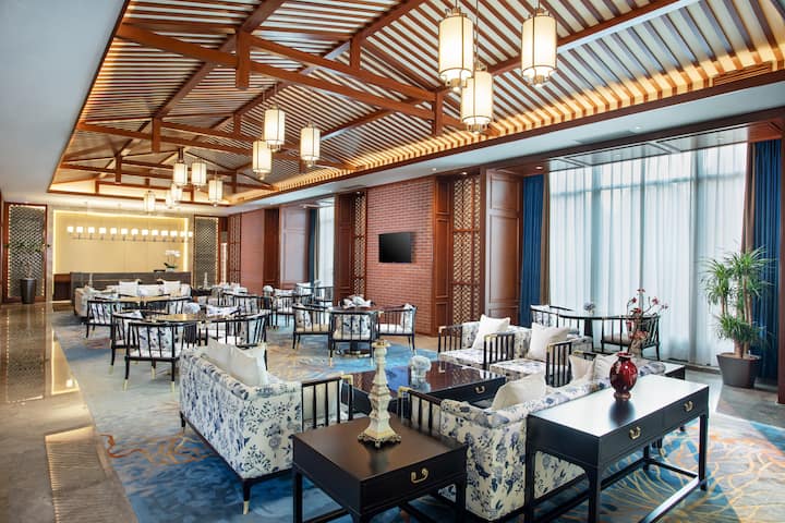 Wyndham Kunming Panlong restaurant in Kunming, Other than US/Canada