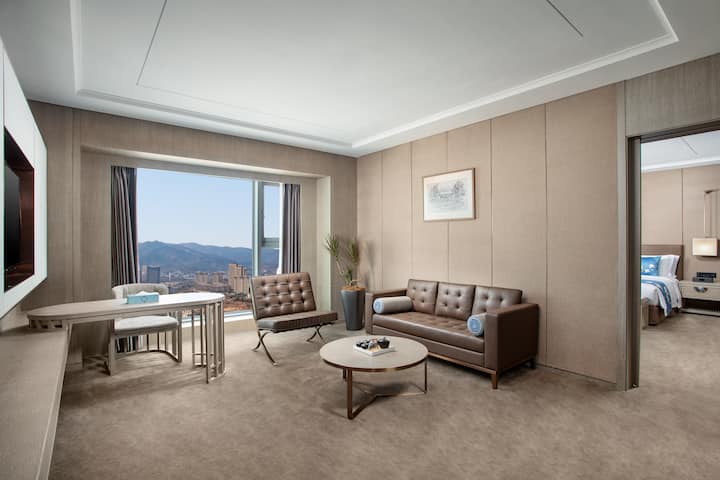 Wyndham Kunming Panlong suite in Kunming, Other than US/Canada