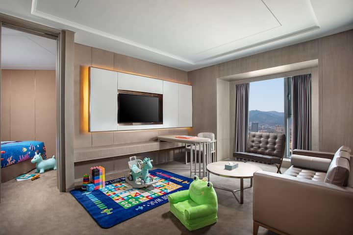 Wyndham Kunming Panlong suite in Kunming, Other than US/Canada