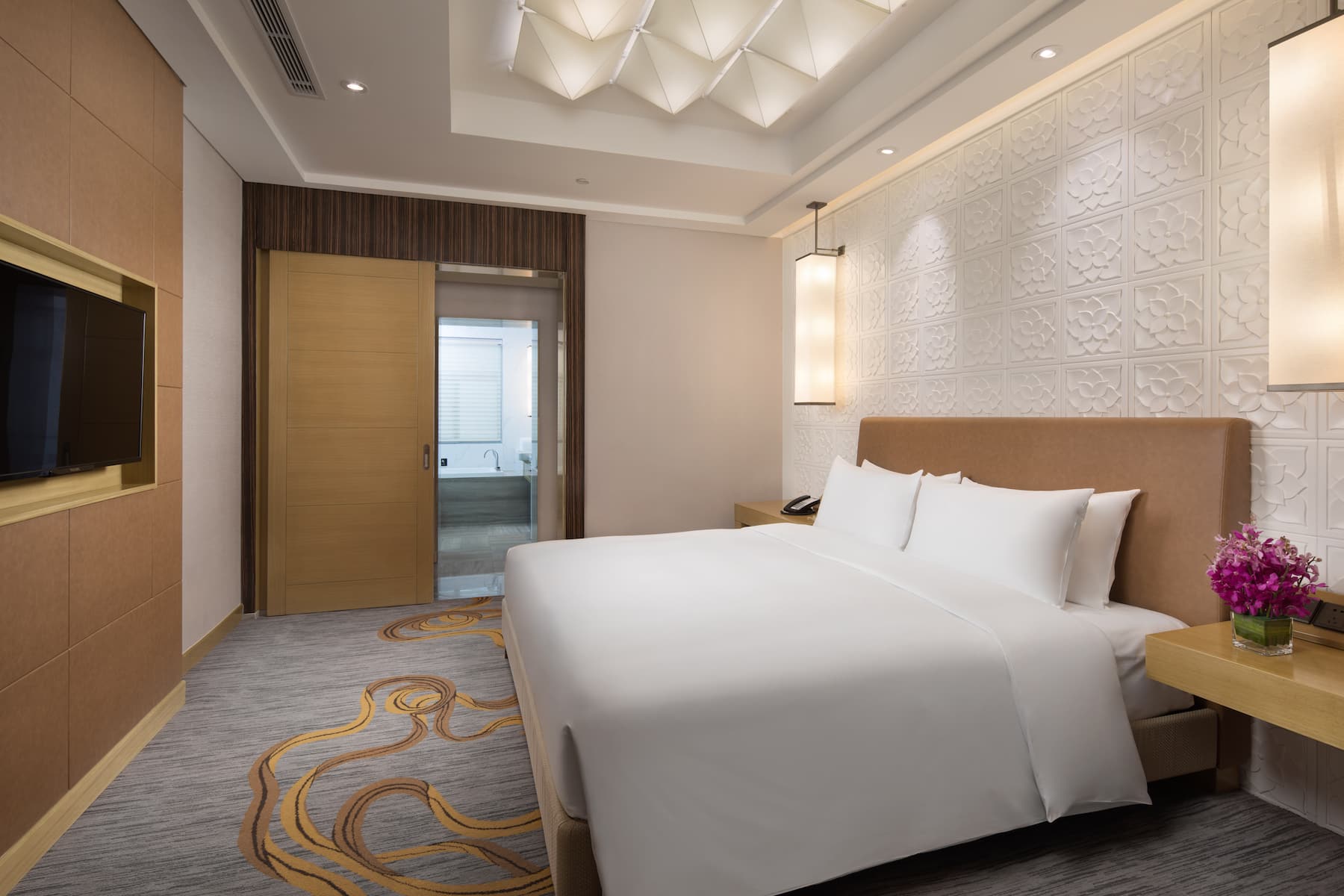 Guest room at the Wyndham Lanzhou Haiyue in Lanzhou, Other than US/Canada