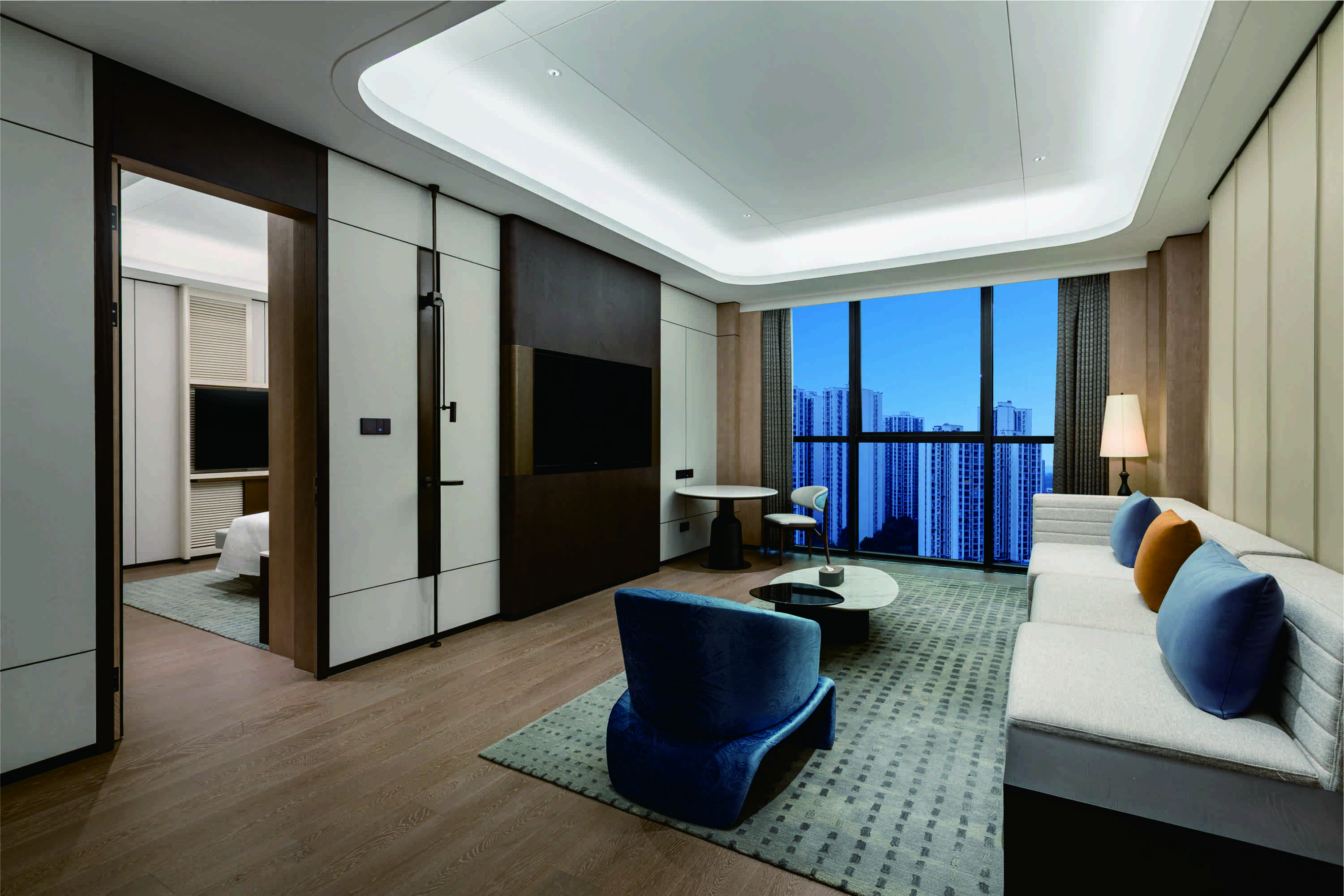 Wyndham Leshan Downtown suite in Leshan, Other than US/Canada