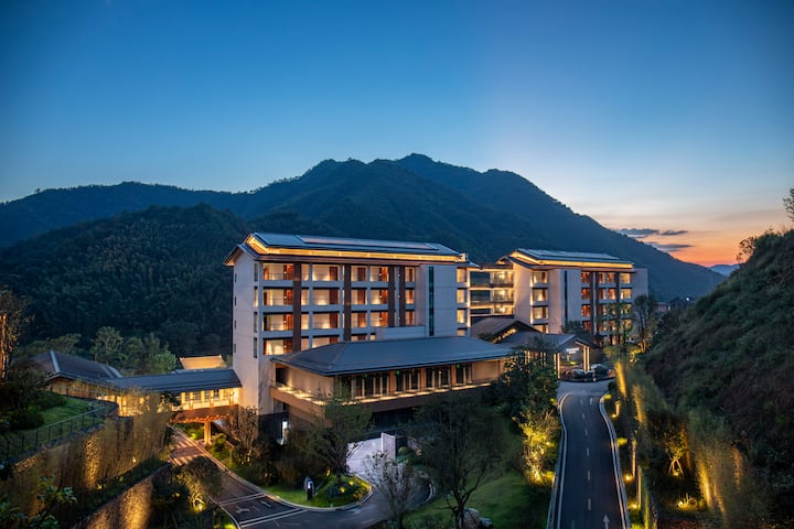Exterior of Wyndham Qingyuan Lianzhou Hot Spring Resort hotel in Lianzhou City, Other than US/Canada
