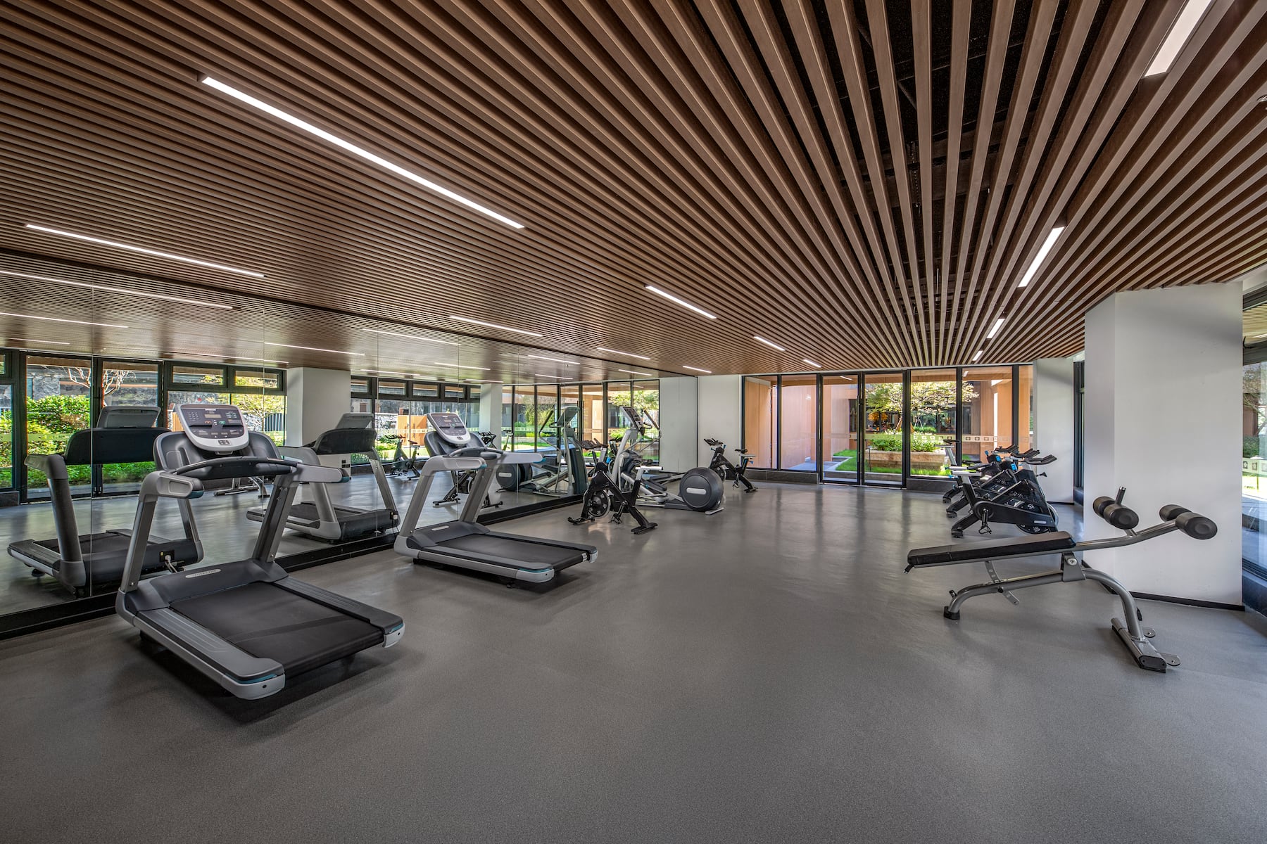 Fitness room at Wyndham Qingyuan Lianzhou Hot Spring Resort in Lianzhou City, Other than US/Canada