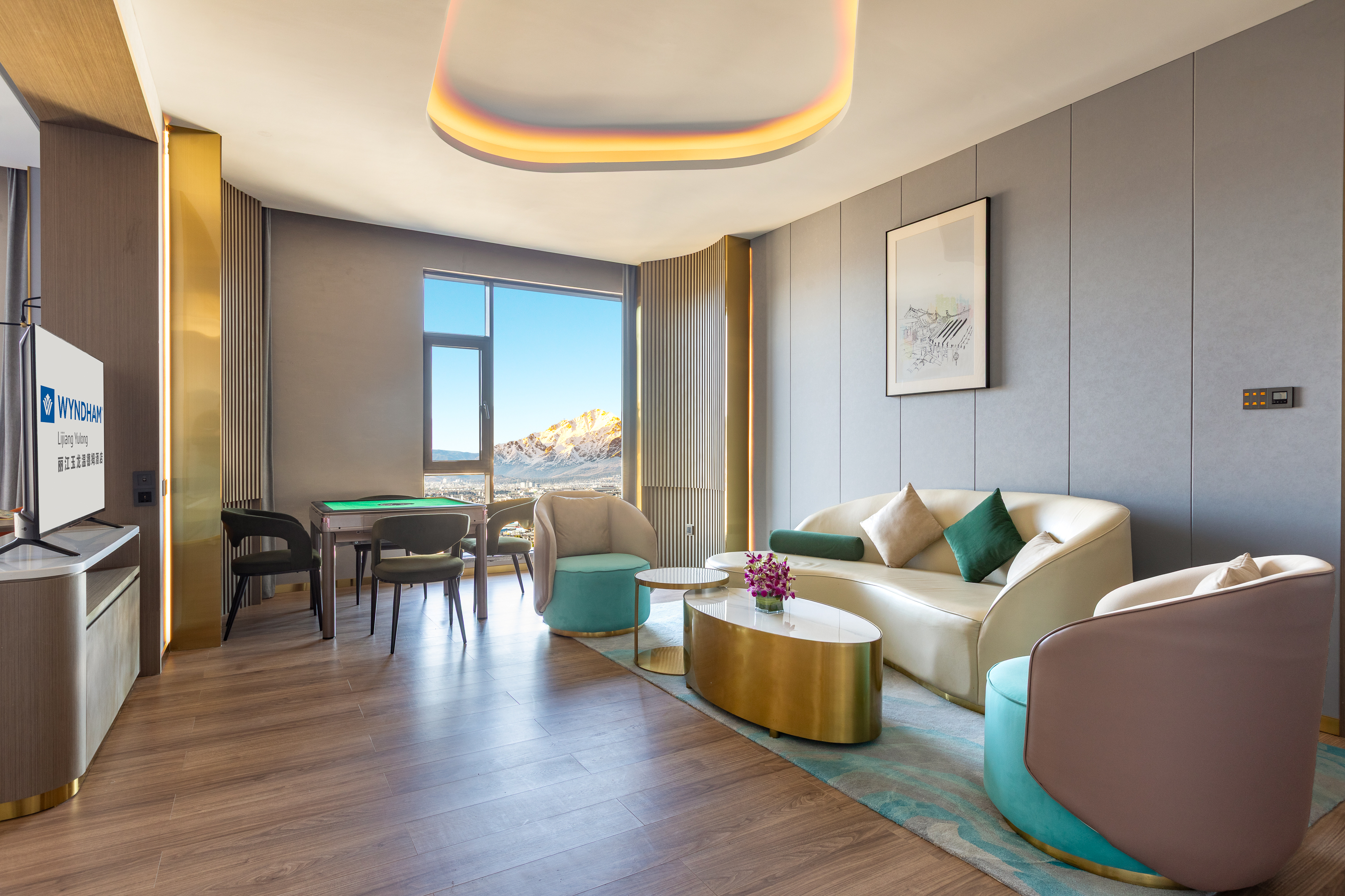 Guest room at the Wyndham Lijiang Yulong in Lijiang, Other than US/Canada