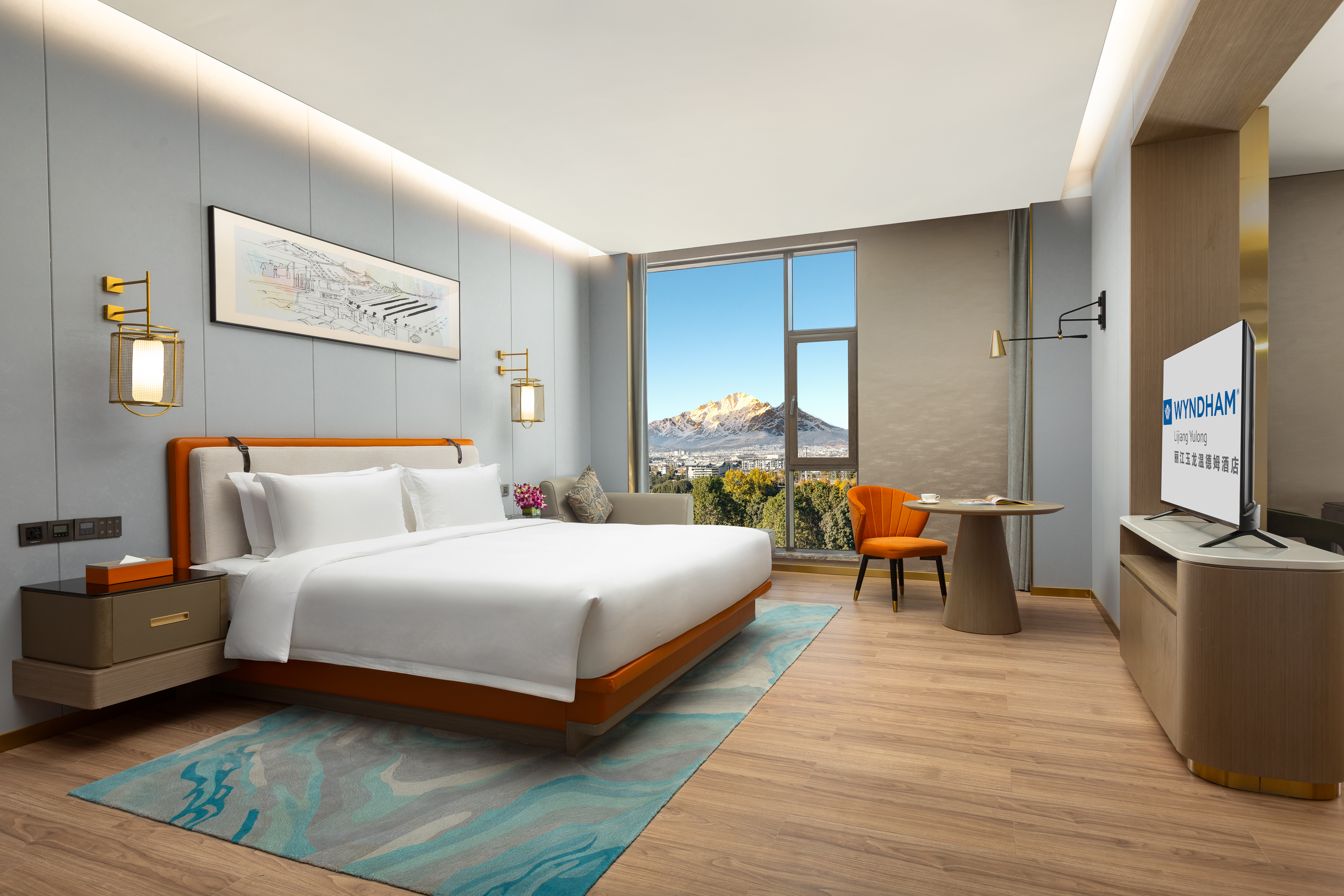 Guest room at the Wyndham Lijiang Yulong in Lijiang, Other than US/Canada