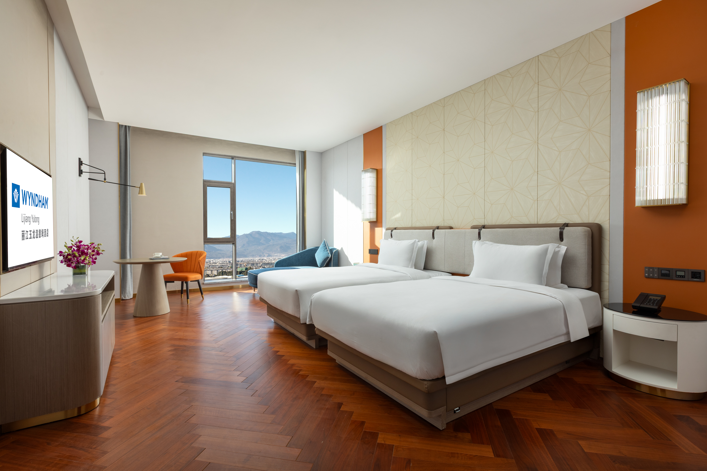 Guest room at the Wyndham Lijiang Yulong in Lijiang, Other than US/Canada