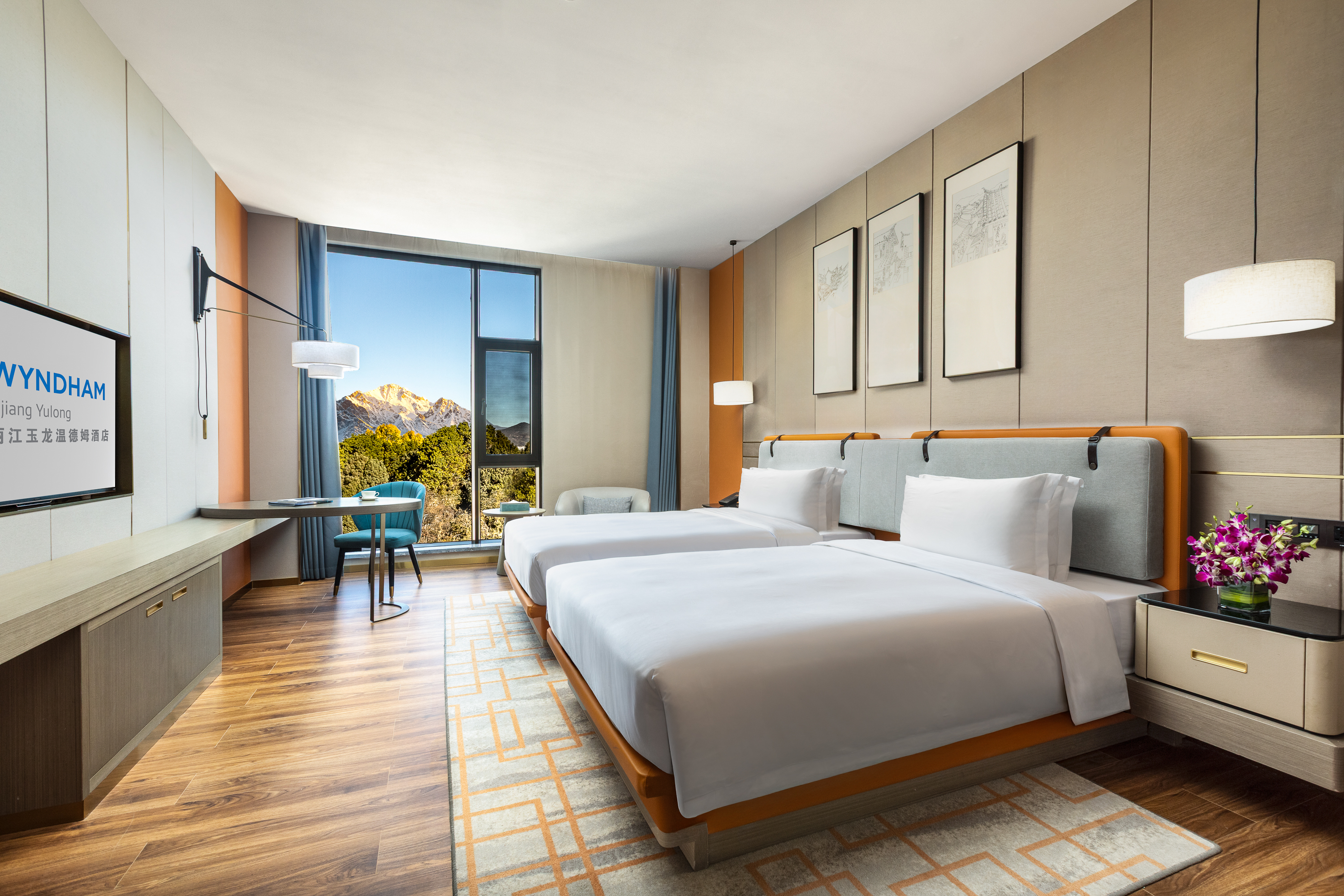 Guest room at the Wyndham Lijiang Yulong in Lijiang, Other than US/Canada