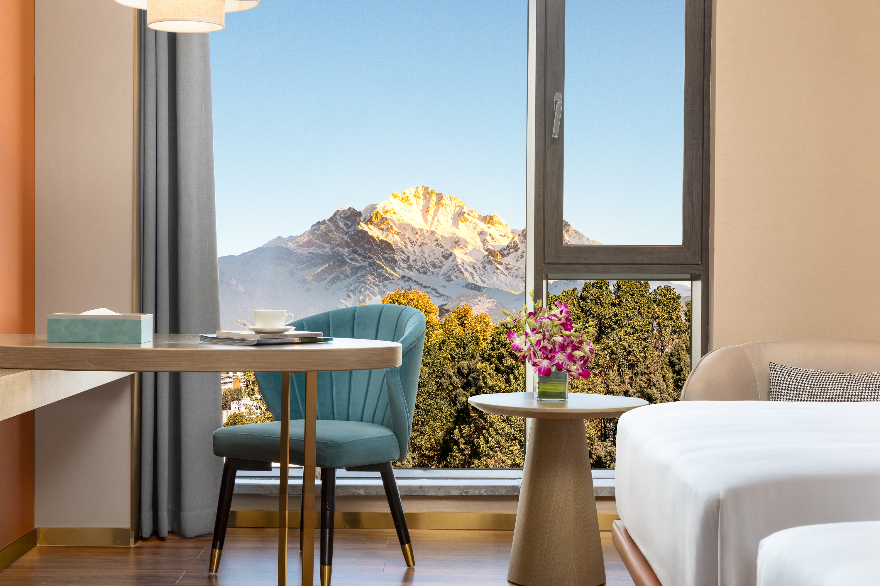 Guest room at the Wyndham Lijiang Yulong in Lijiang, Other than US/Canada