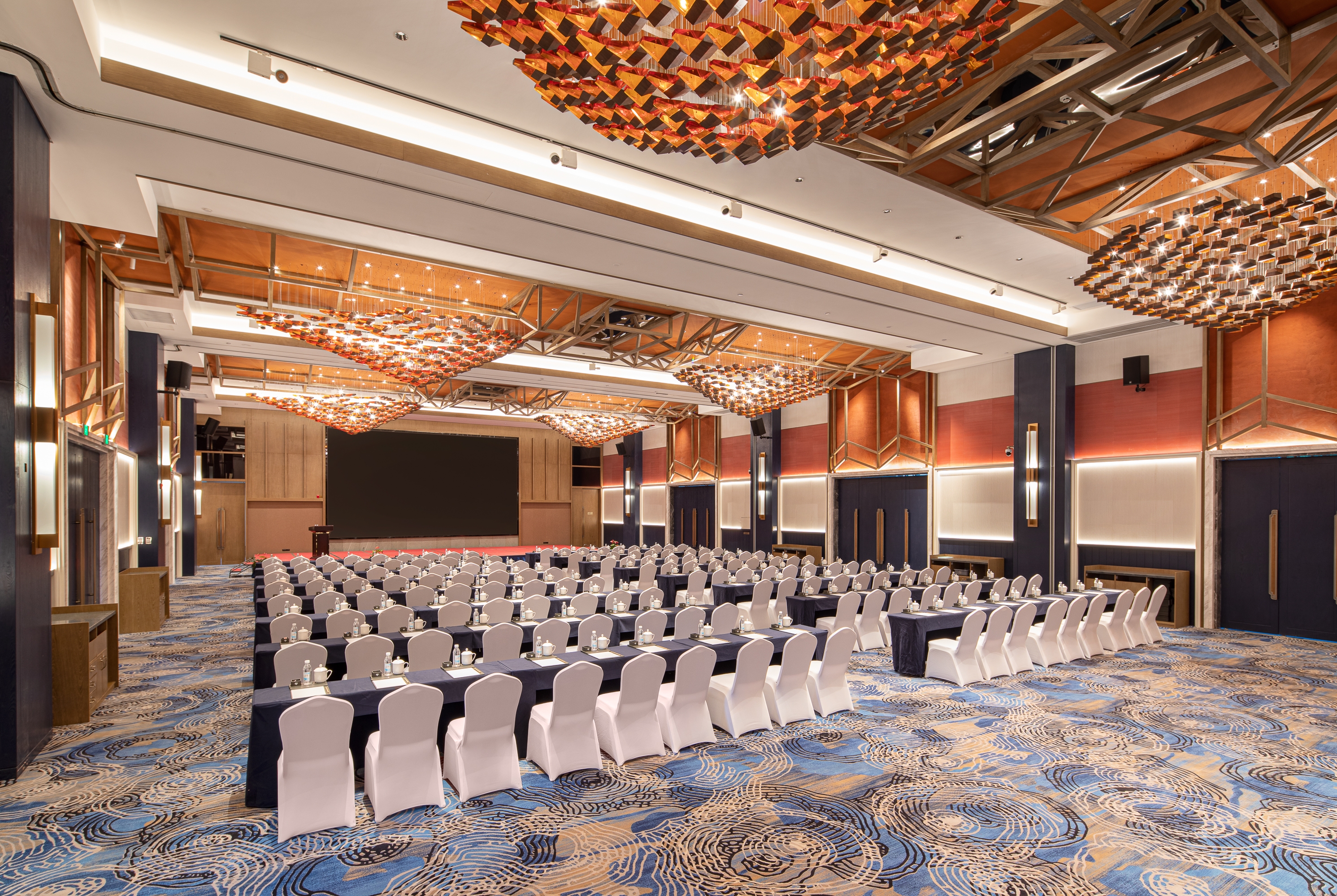 Wyndham Fengqing Resort ballroom in Lincang, Other than US/Canada