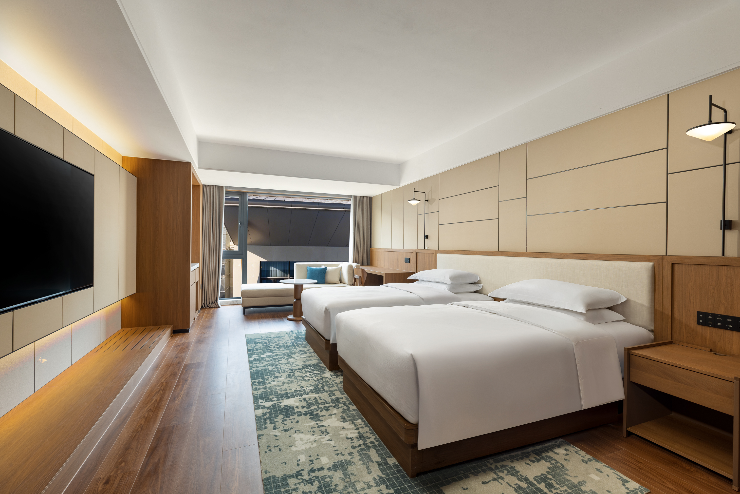 Guest room at the Wyndham Lishui Liandu Resort in Lishui, Other than US/Canada