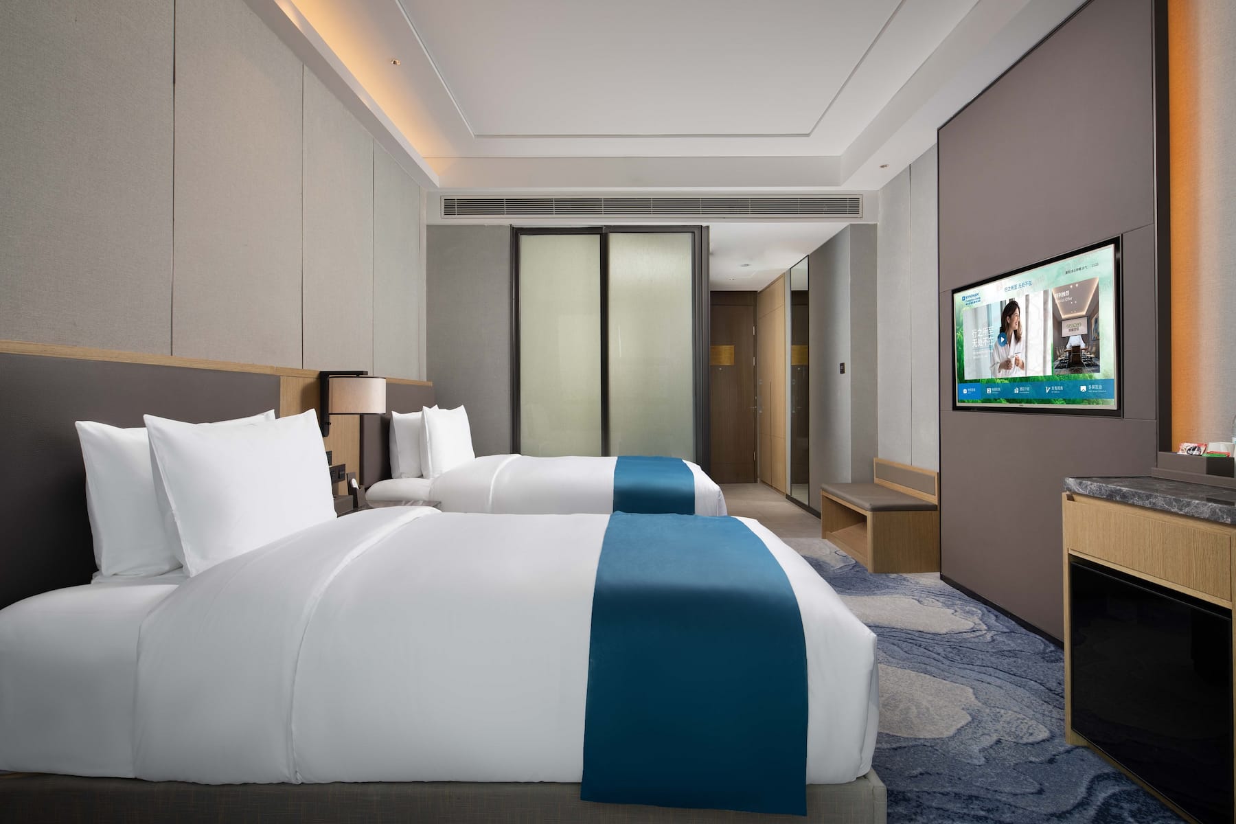Guest room at the Wyndham Changzhou Liyang in Liyang, Other than US/Canada