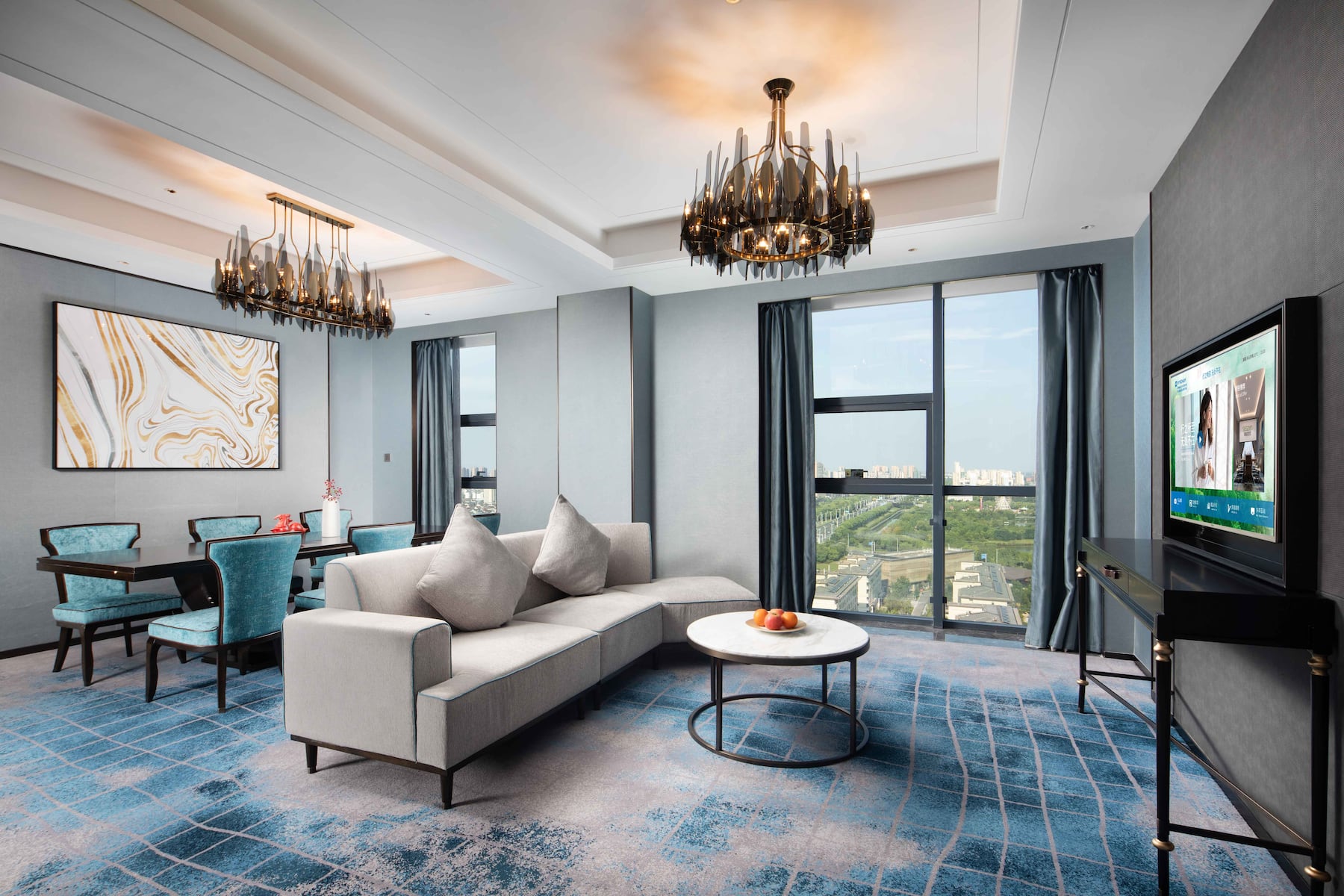 Guest room at the Wyndham Changzhou Liyang in Liyang, Other than US/Canada