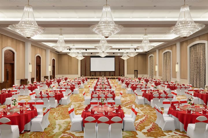 Wyndham Maoming grand ballroom in Maoming, Other than US/Canada