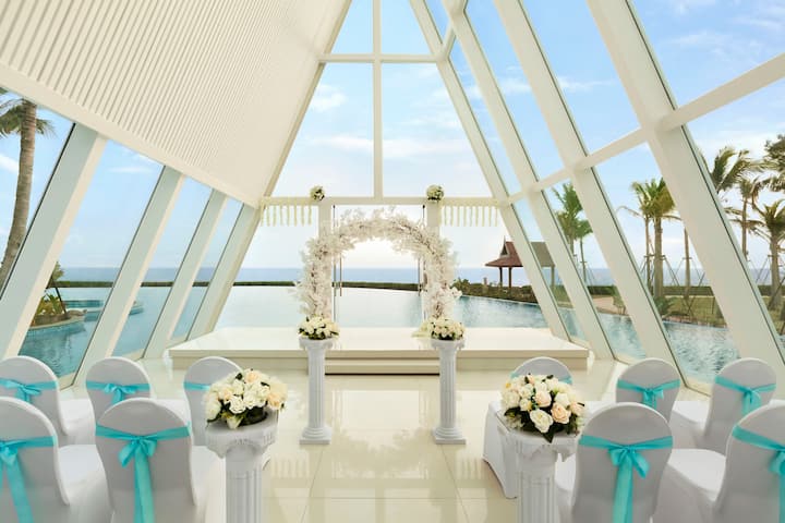 Meeting room at Wyndham Maoming in Maoming, Other than US/Canada