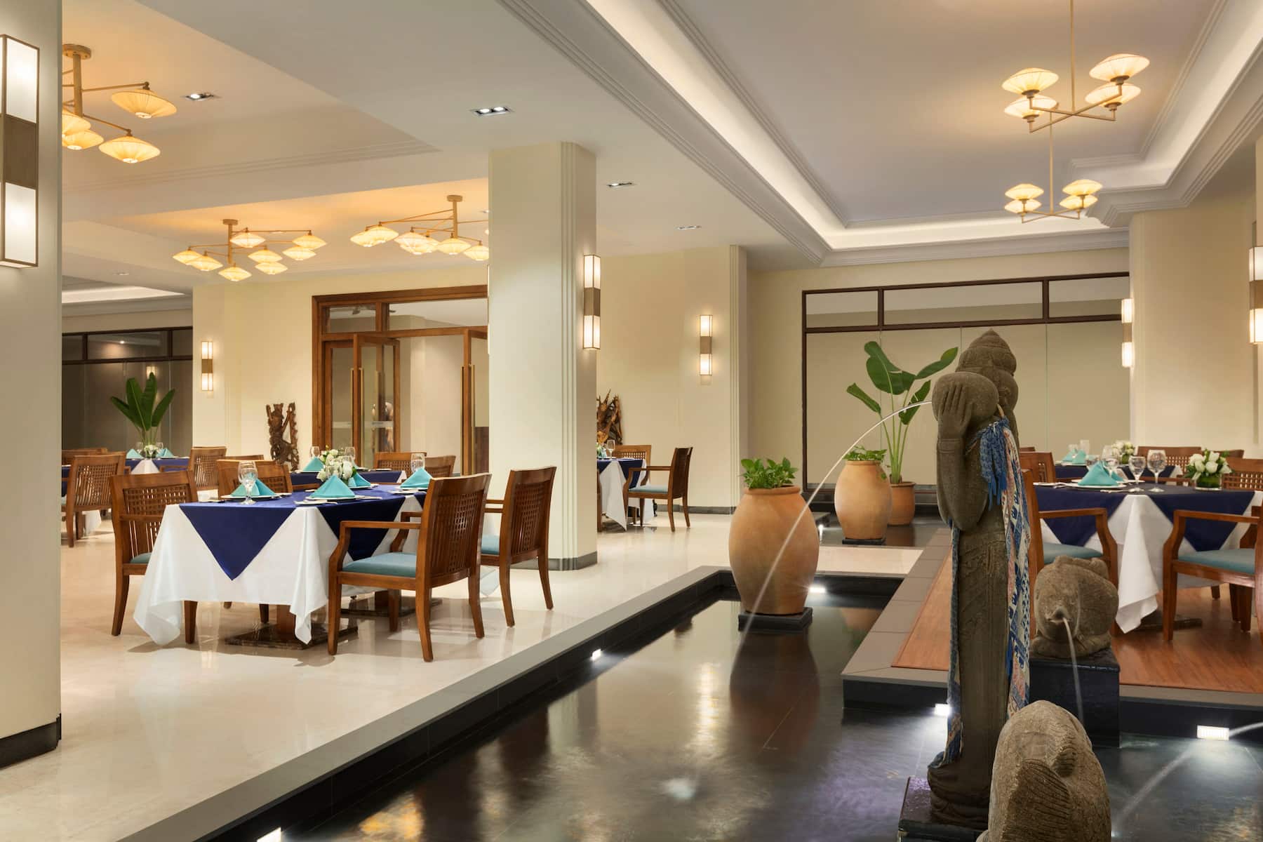 Wyndham Maoming restaurant in Maoming, Other than US/Canada