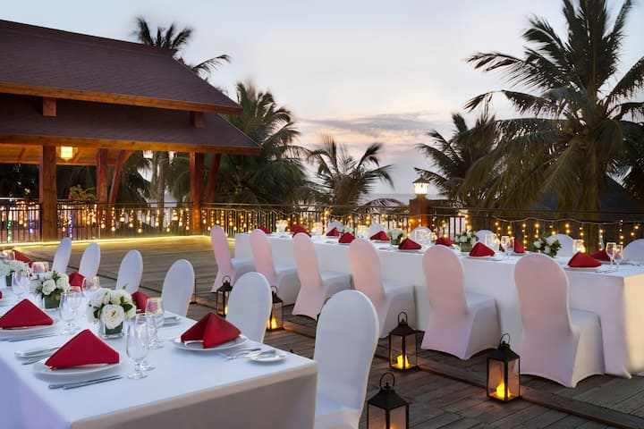 Wyndham Maoming restaurant bar in Maoming, Other than US/Canada