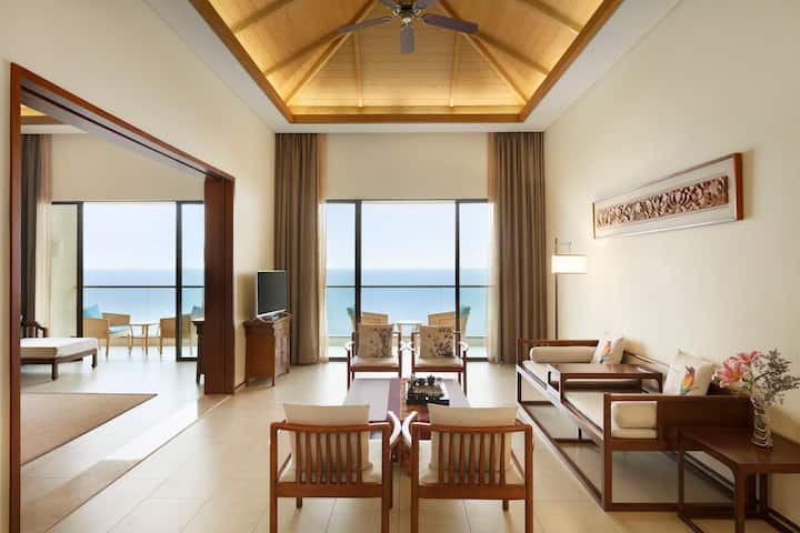 Wyndham Maoming suite in Maoming, Other than US/Canada