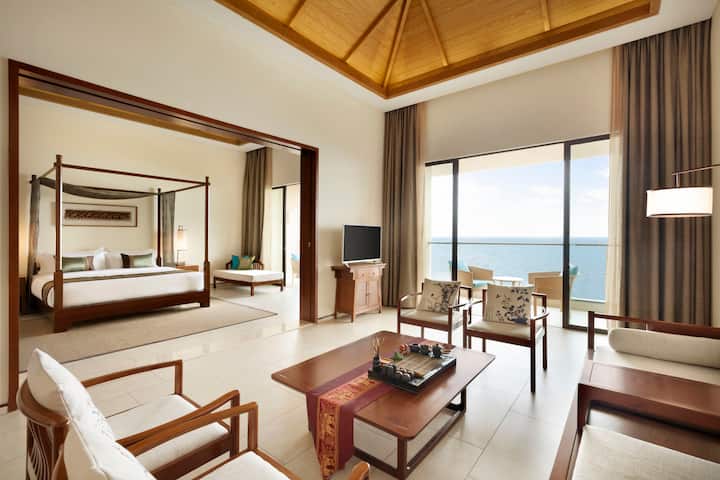 Wyndham Maoming suite in Maoming, Other than US/Canada