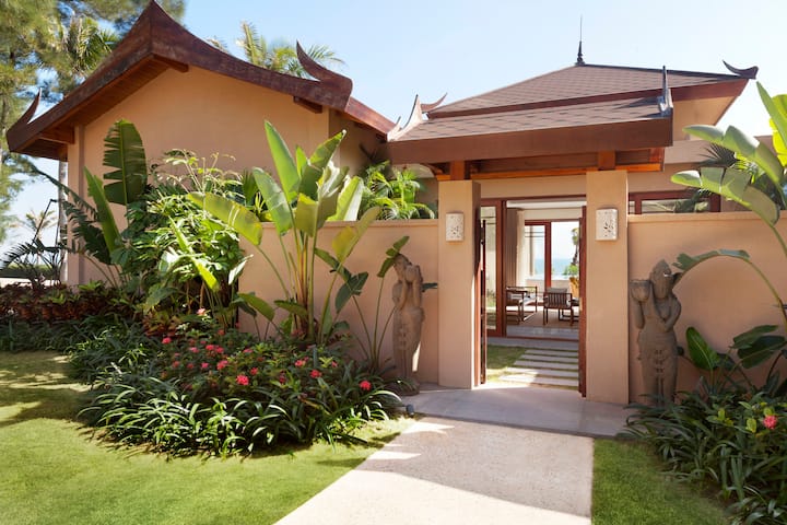 Wyndham Maoming suite in Maoming, Other than US/Canada