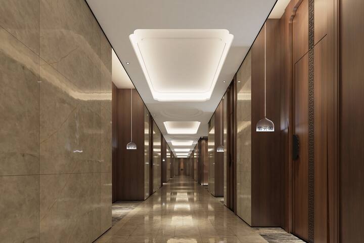 Wyndham Xinyi Lotus Lake lobby feature in Maoming, Other than US/Canada