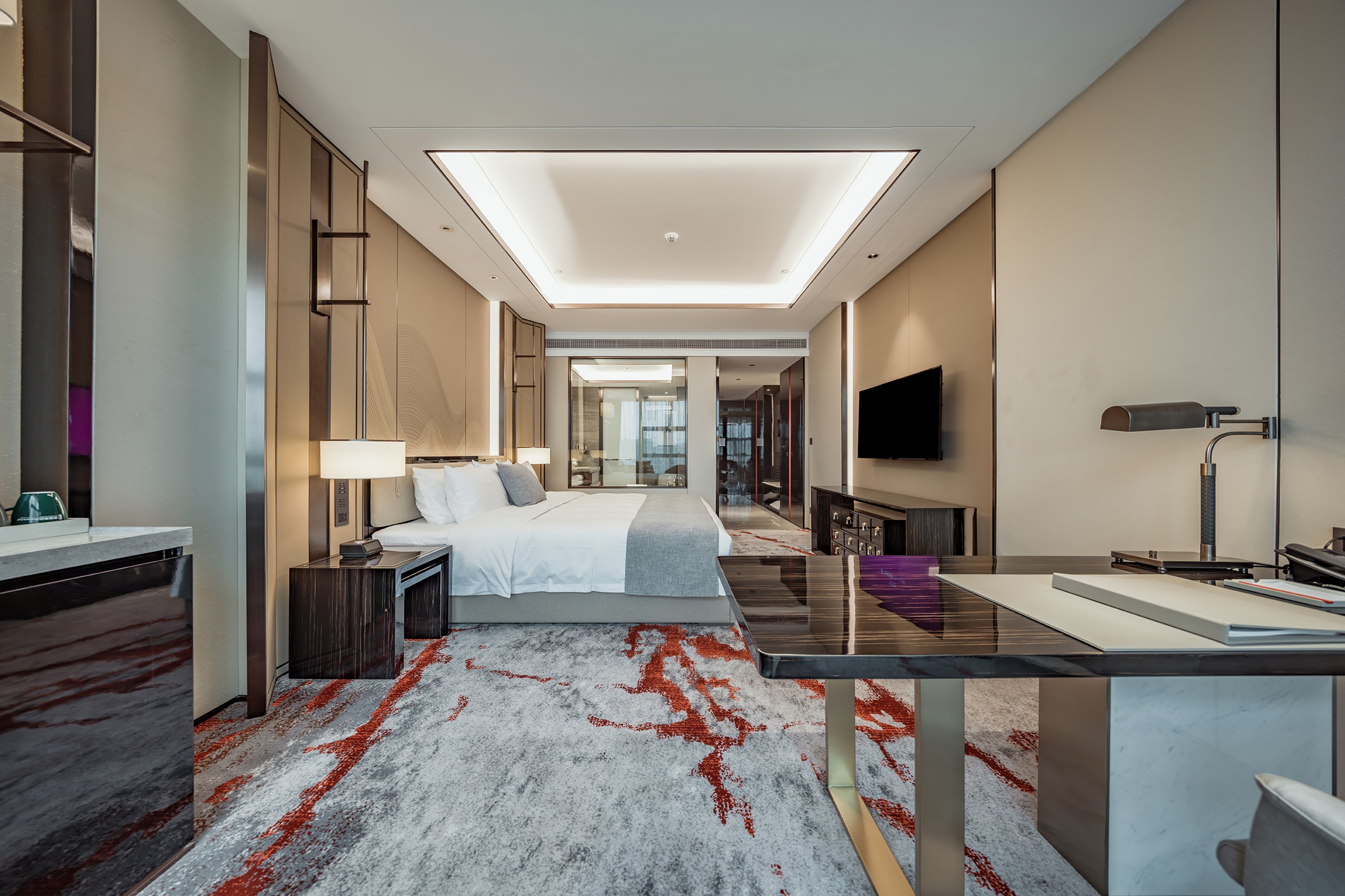 Guest room at the Wyndham Nanning Binyang in Nanning, Other than US/Canada