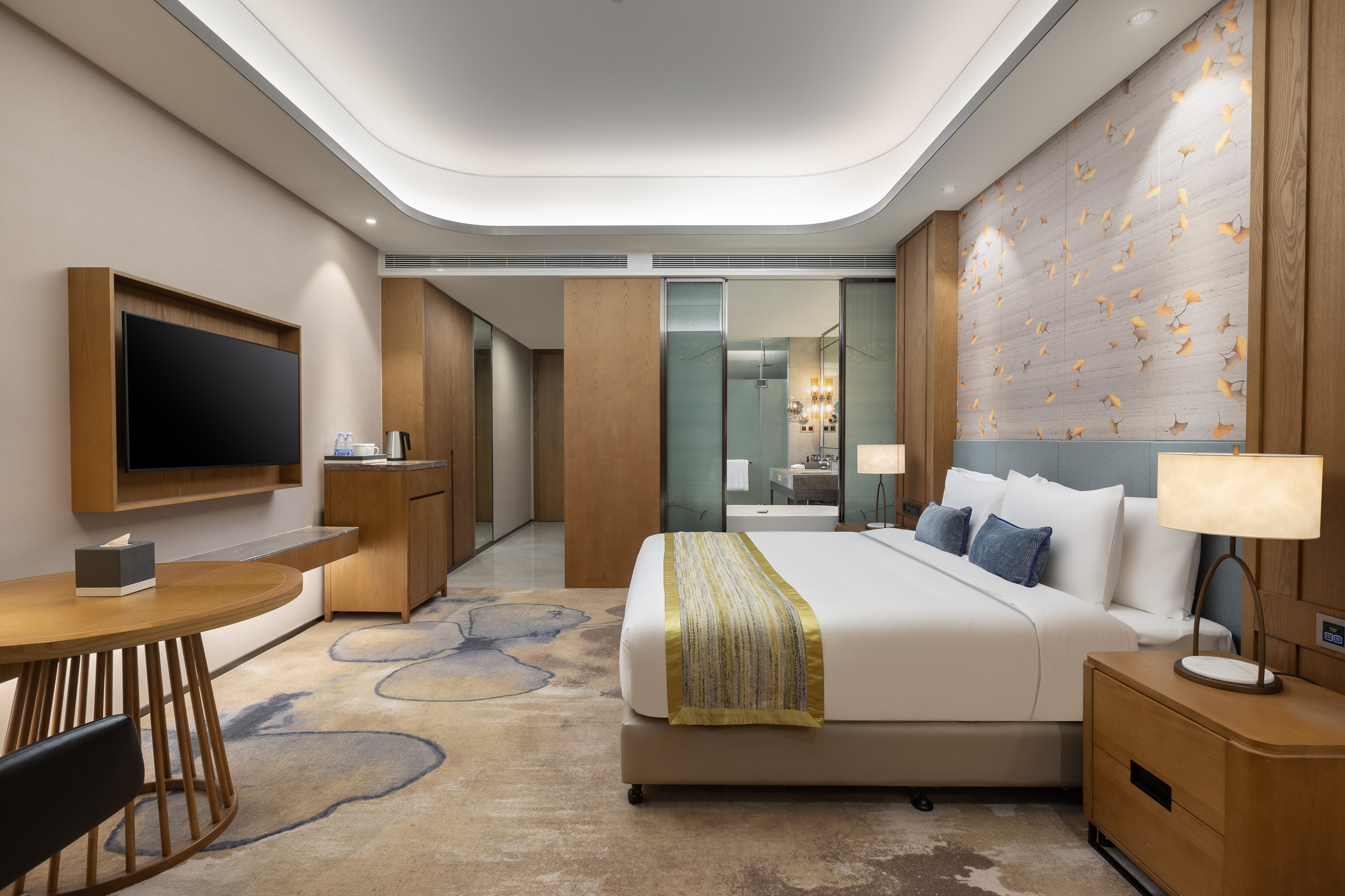 Guest room at the Wyndham Nanping Jianyang in Nanping, Other than US/Canada