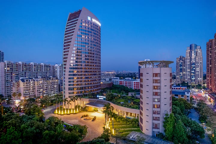 Exterior of Wyndham Putian Downtown hotel in Putian, Other than US/Canada