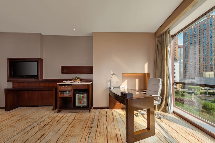 Guest room at the Wyndham Putian Downtown in Putian, Other than US/Canada