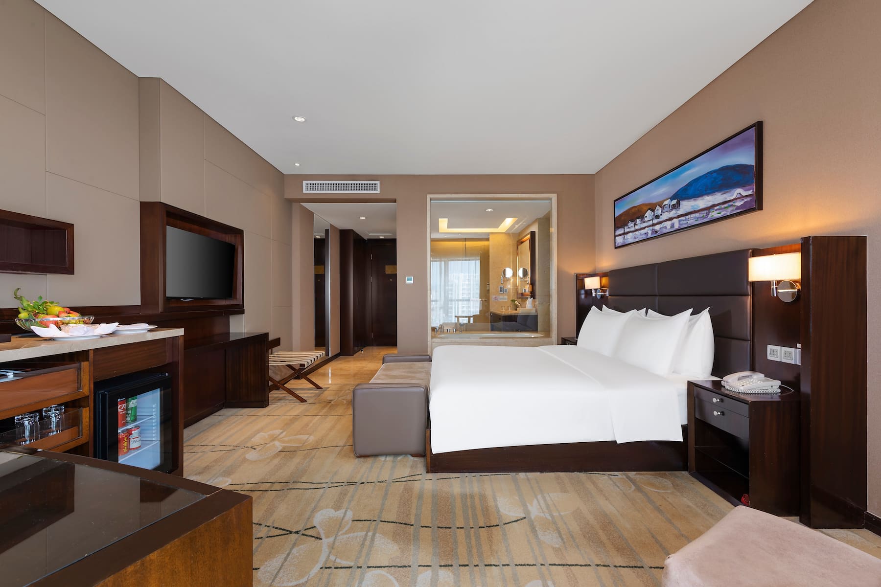 Guest room at the Wyndham Putian Downtown in Putian, Other than US/Canada