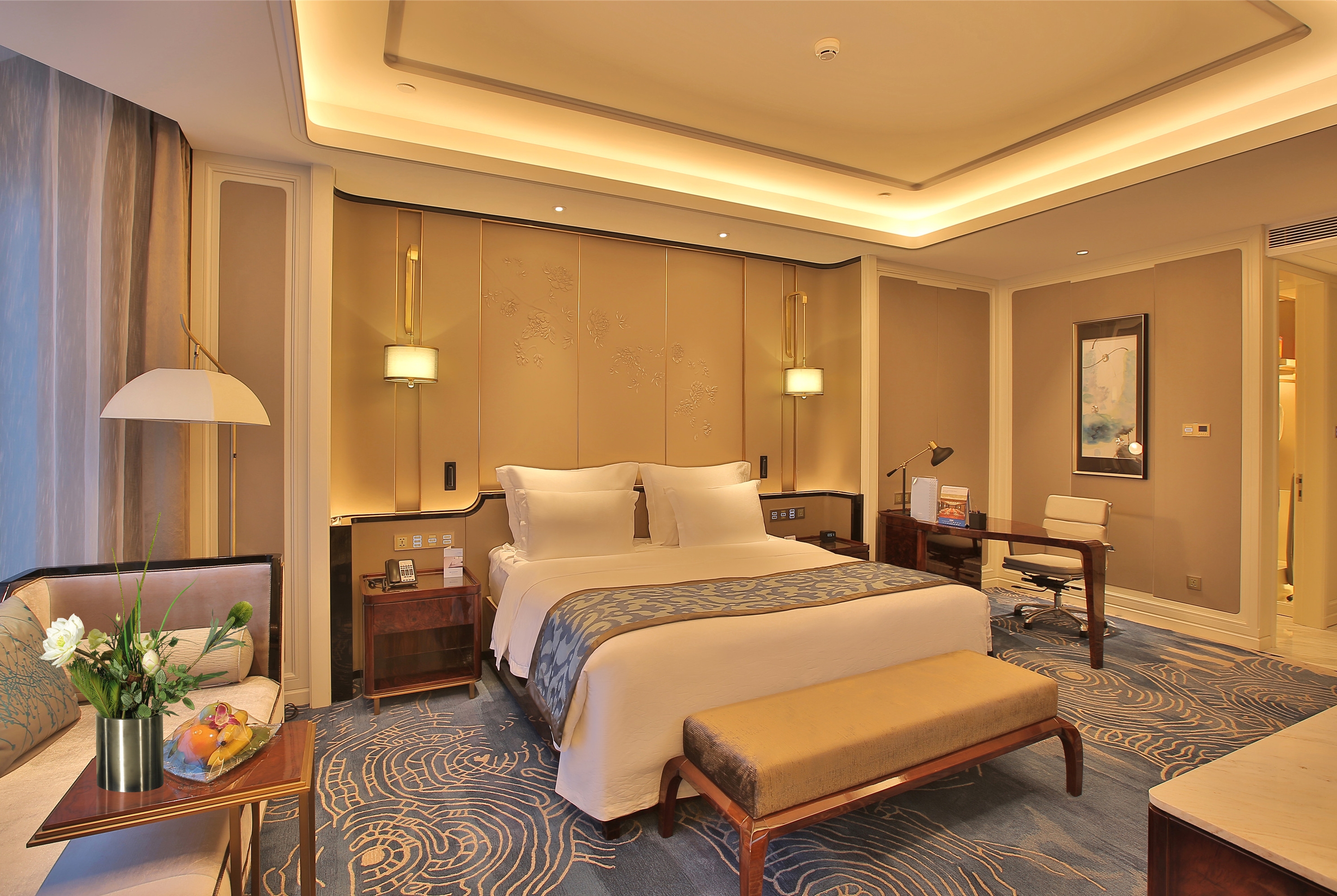 Guest room at the Wyndham Qingdao in Qingdao, Other than US/Canada