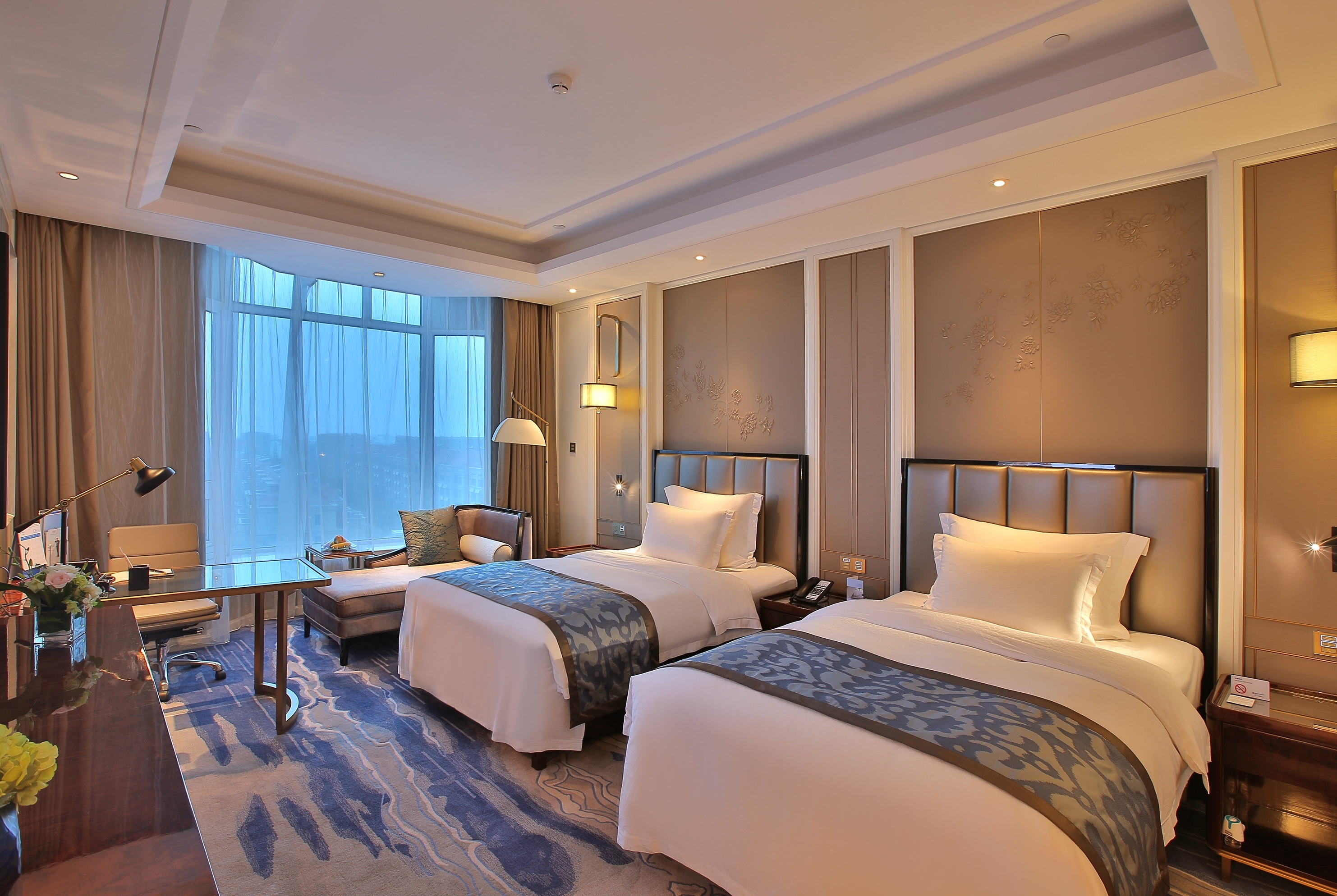 Guest room at the Wyndham Qingdao in Qingdao, Other than US/Canada